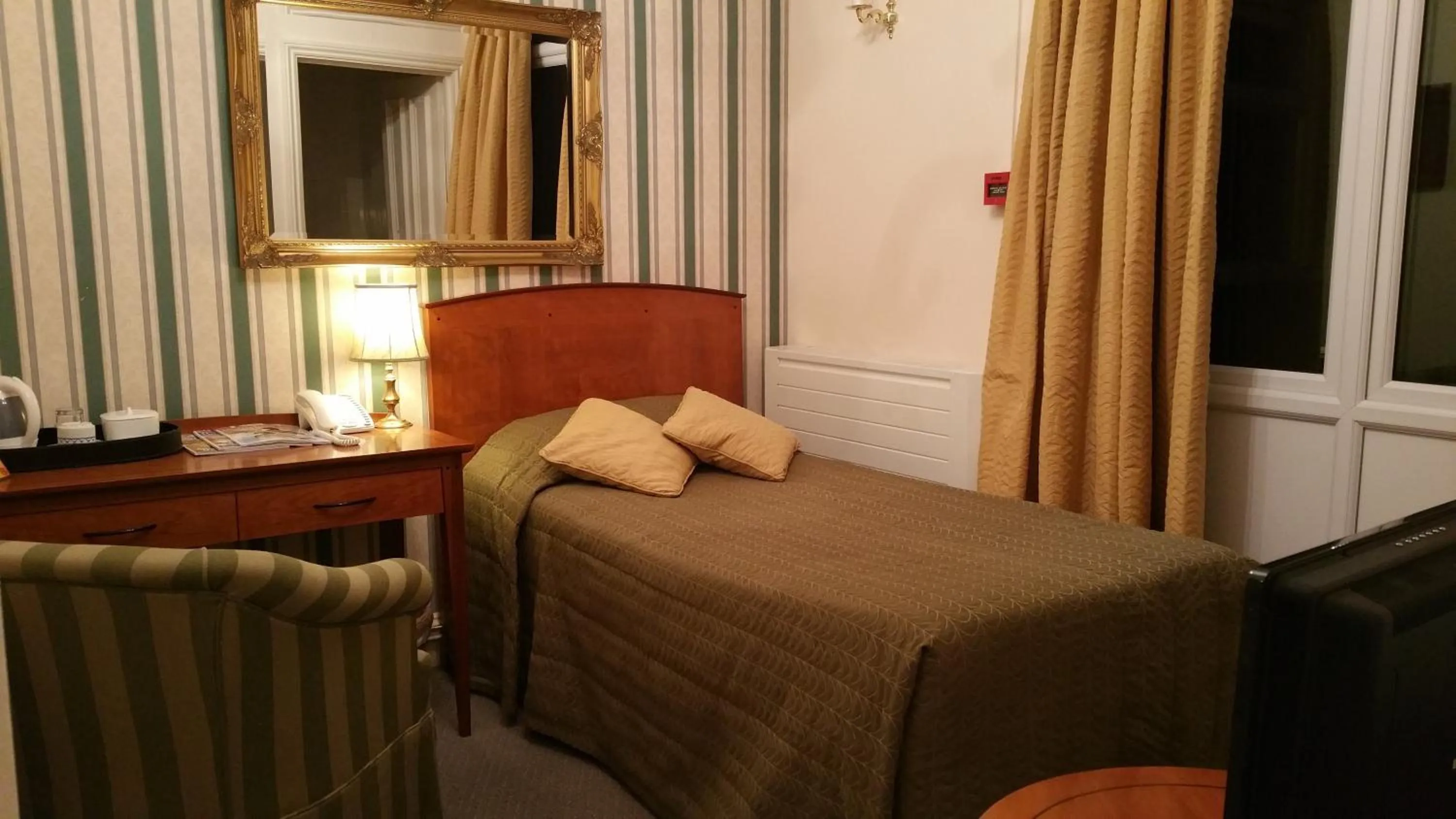 Executive Single Room in Beech House Hotel