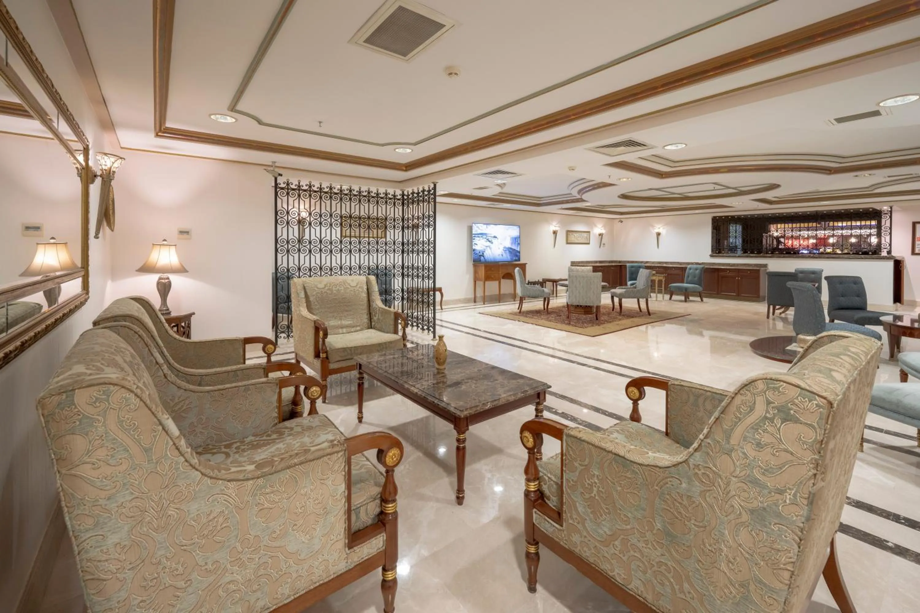 Communal lounge/ TV room in The Central Palace Taksim