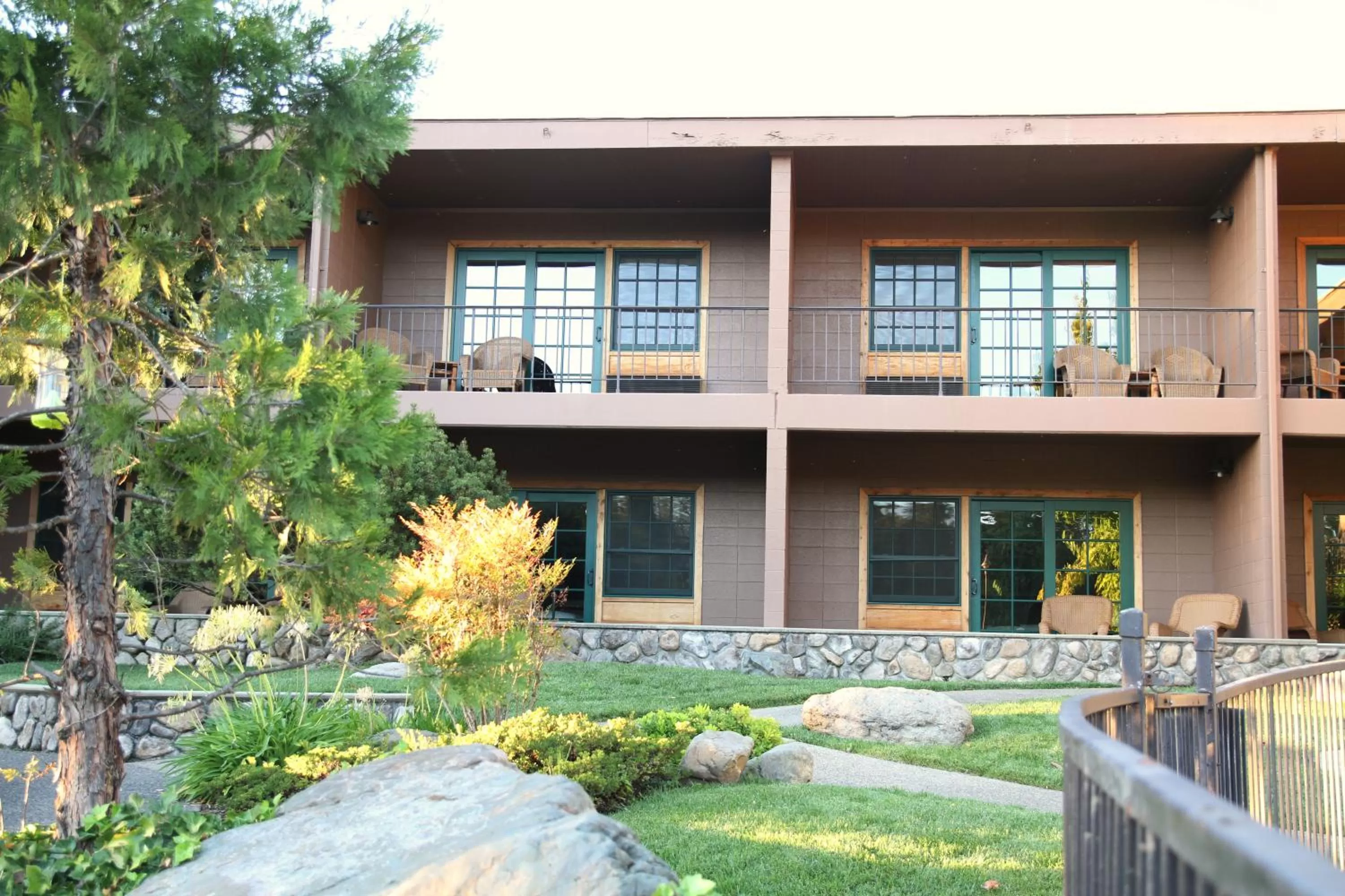 Facade/entrance in The Lodge at Riverside