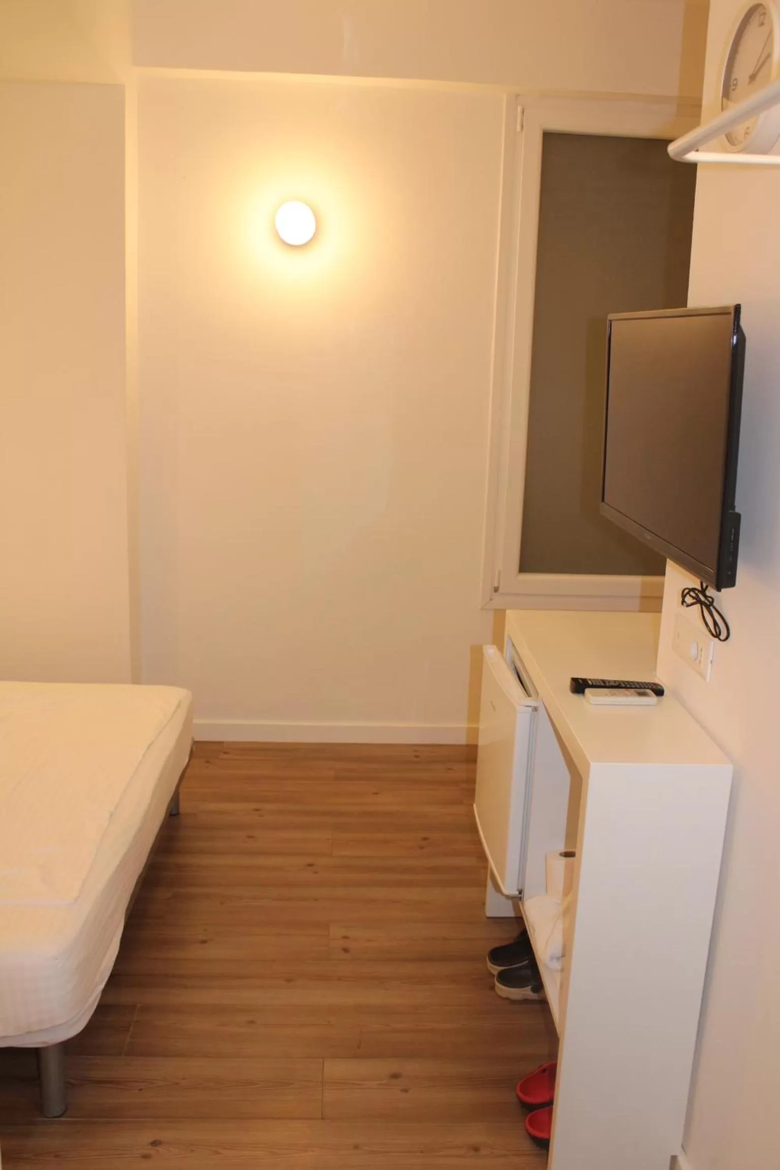 TV/Entertainment Center in Aleksi rooms