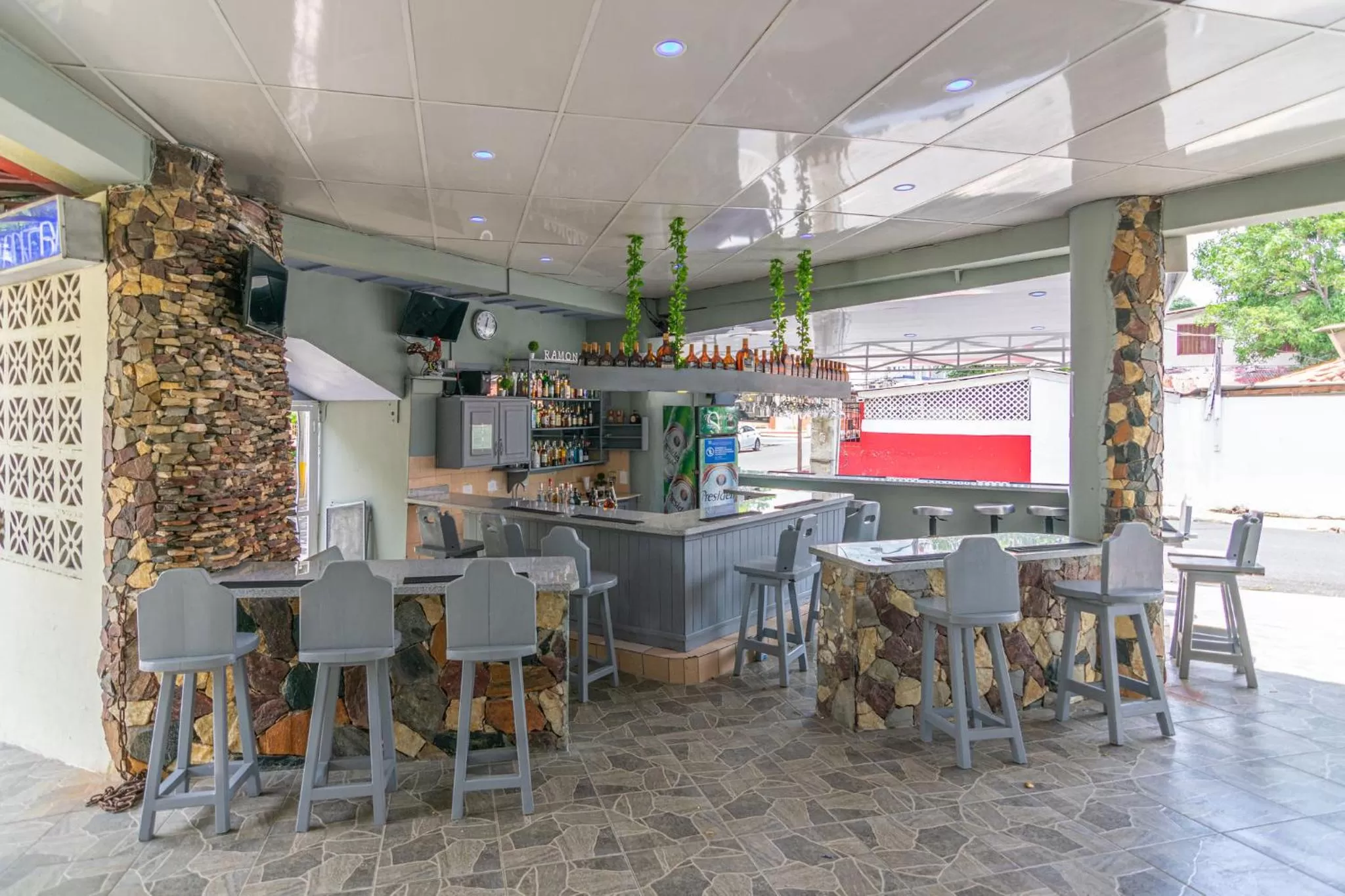 Restaurant/places to eat in Hotel Plaza Europa