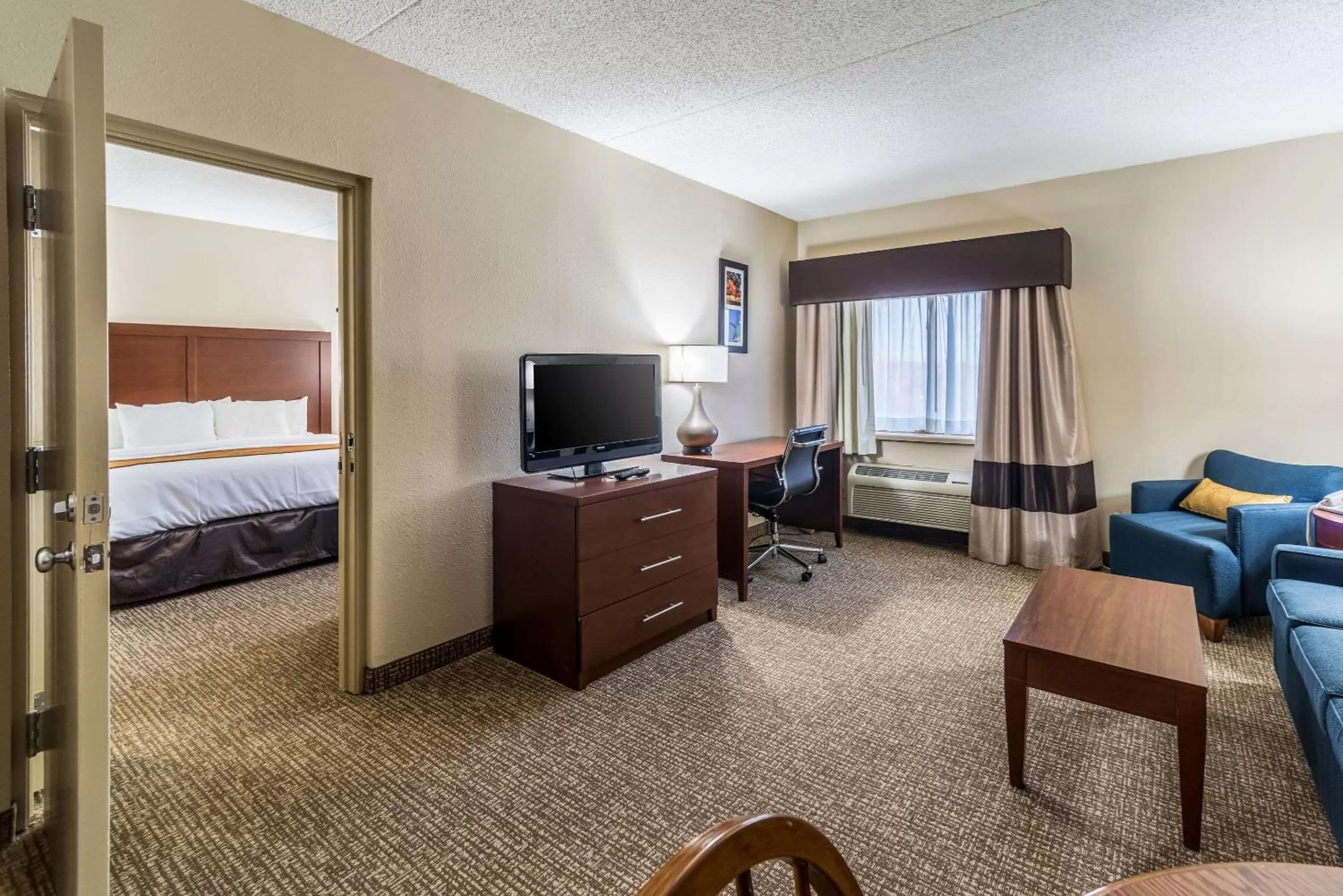 Photo of the whole room, Bed in Comfort Inn Festus-St Louis South