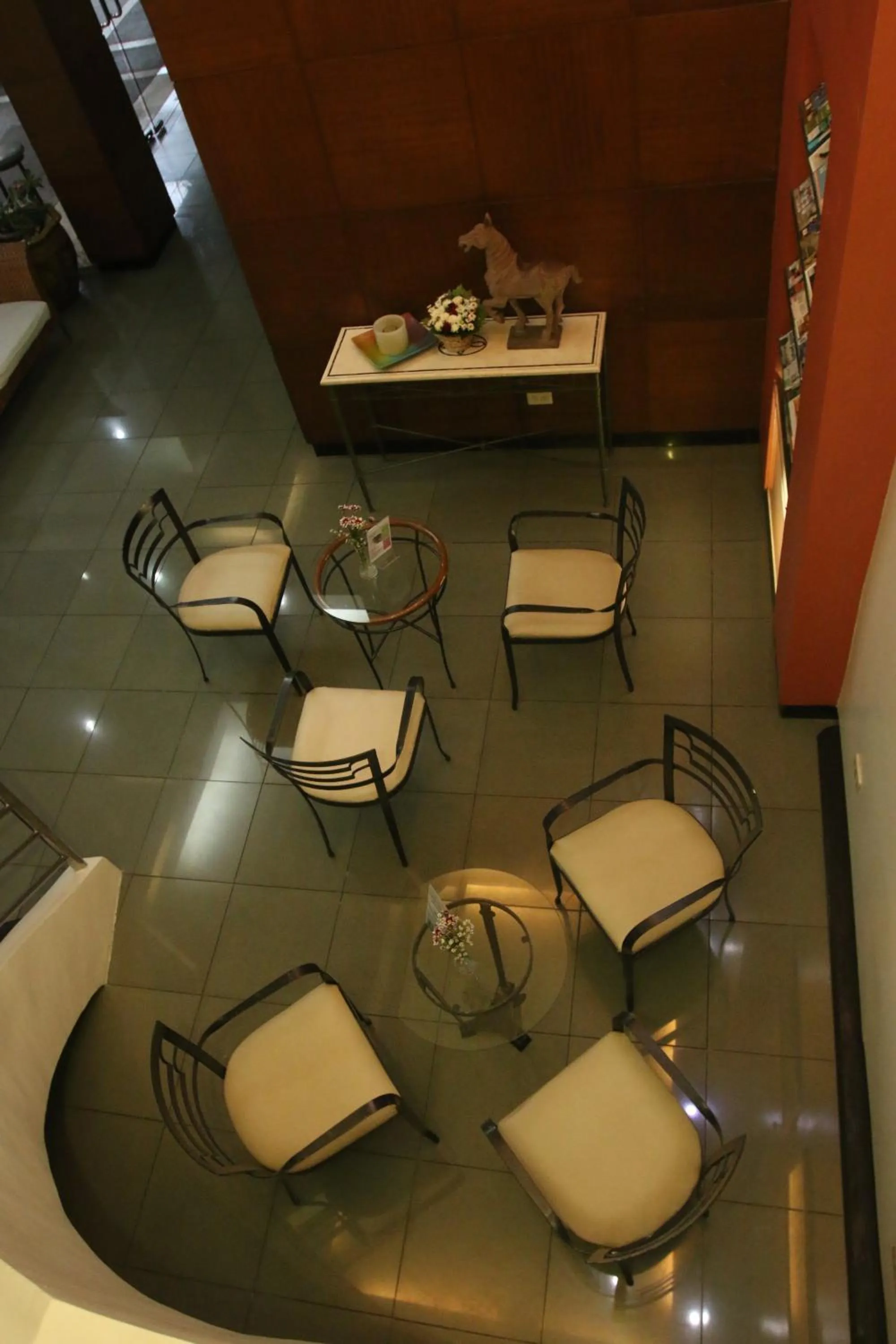 Lobby or reception in Harbor Town Hotel