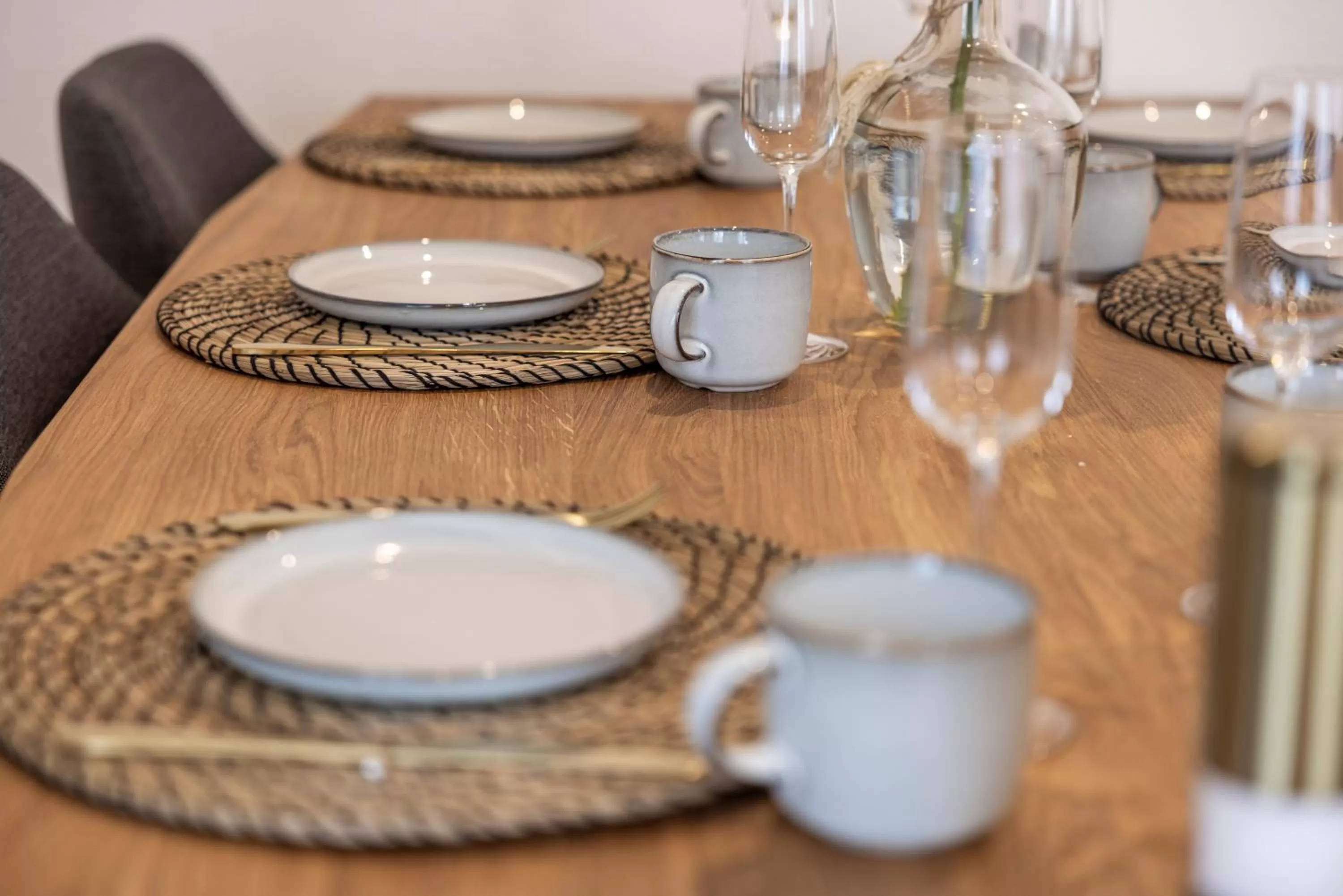 Dining area in EH Apartments Jupiter
