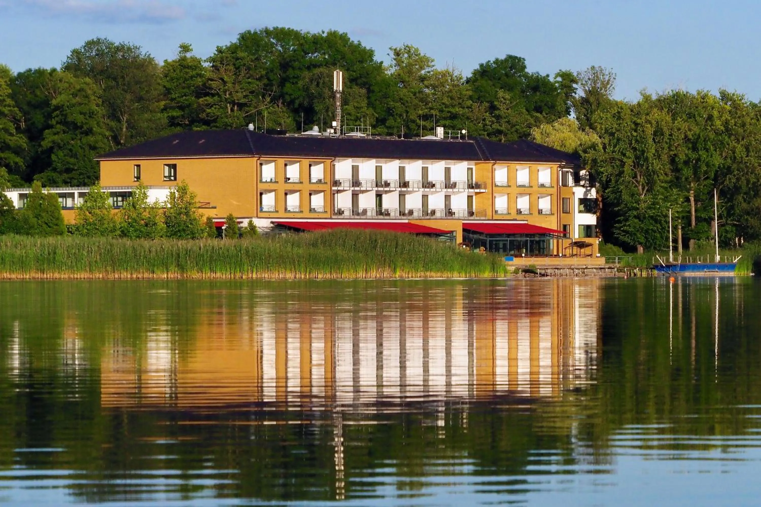 Property building in Seehotel Berlin-Rangsdorf