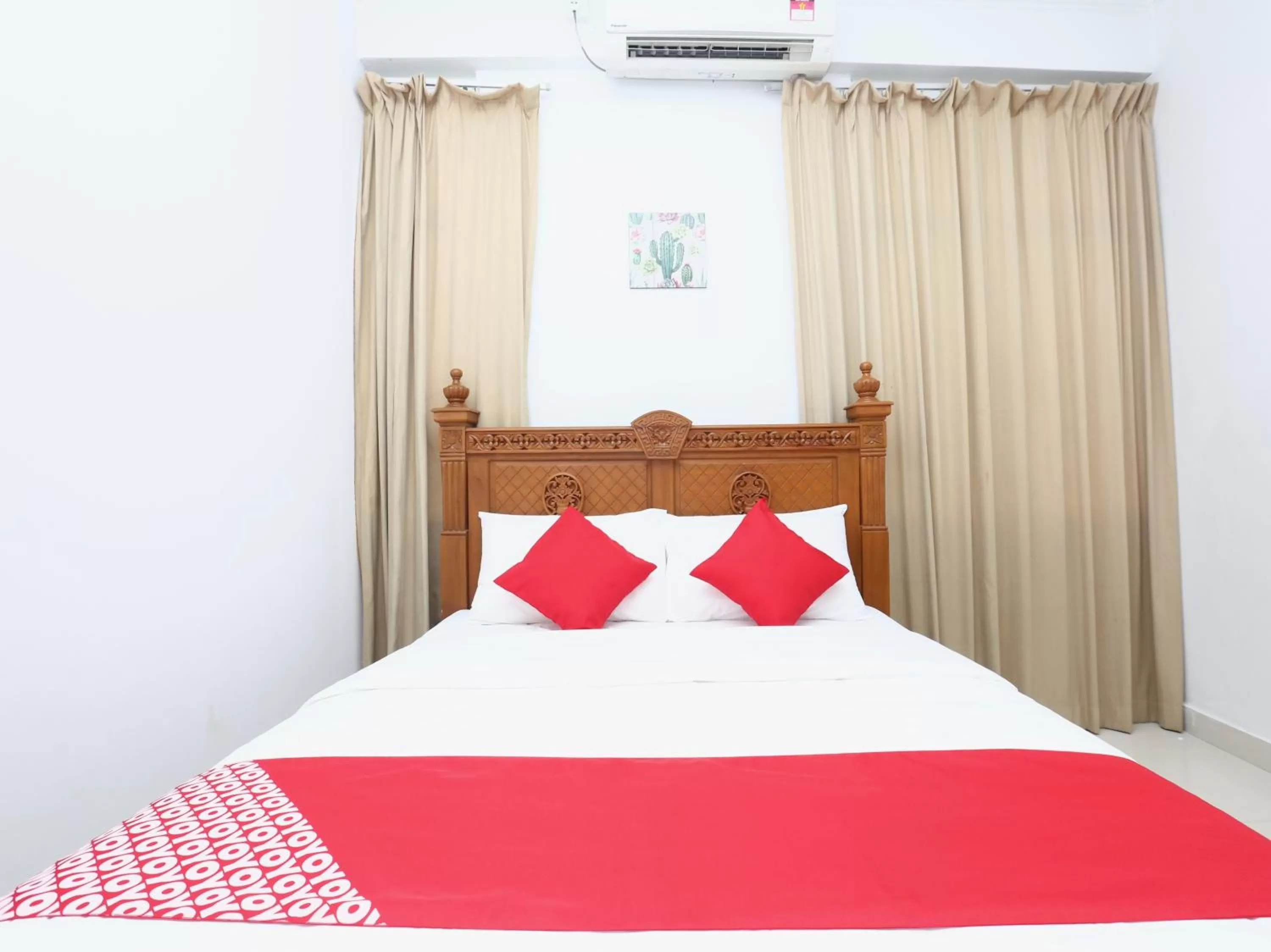 Bedroom, Bed in OYO 89435 Nusantara Group Hotel