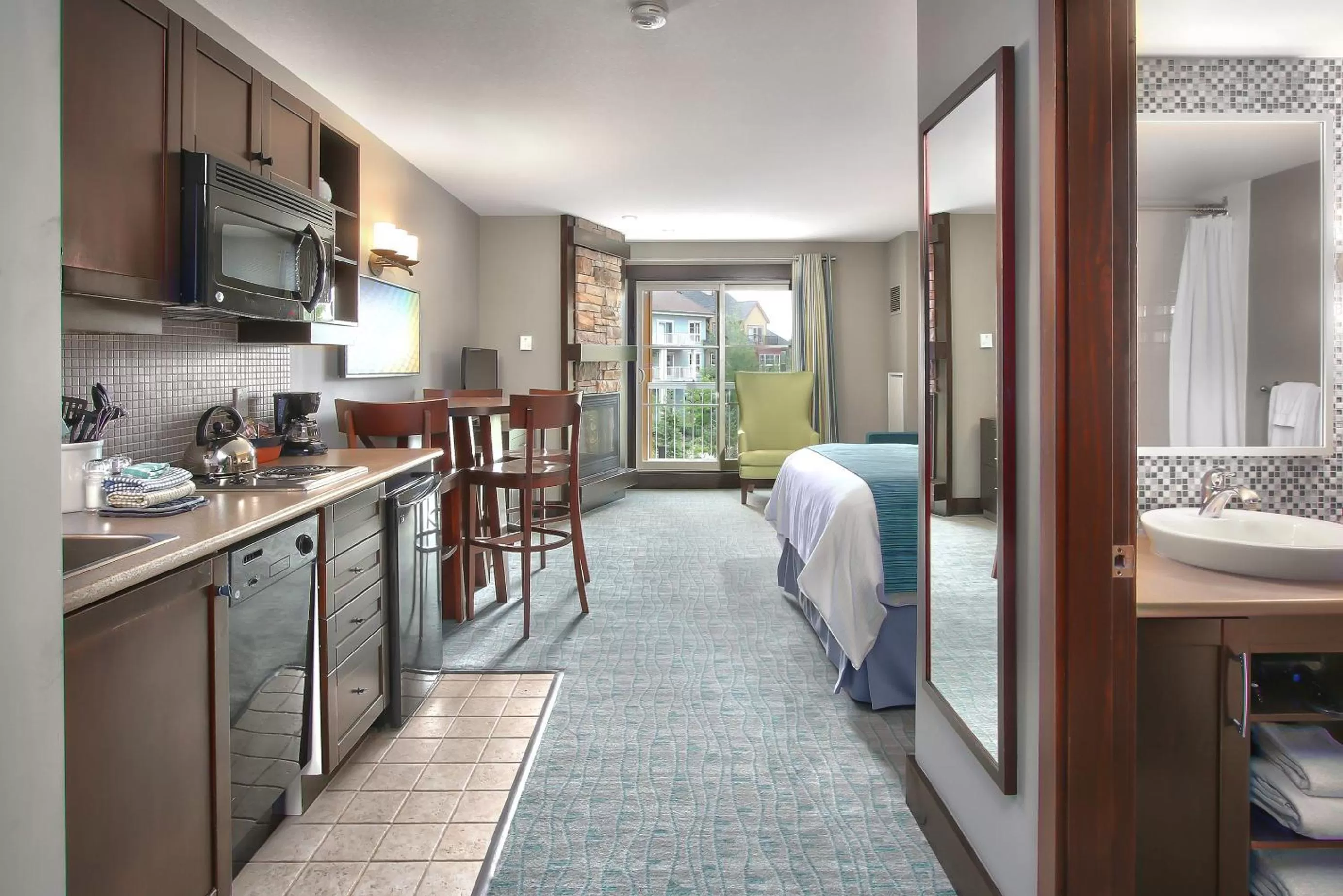 Mosaic Deluxe Suite in Blue Mountain Resort Mosaic Suites