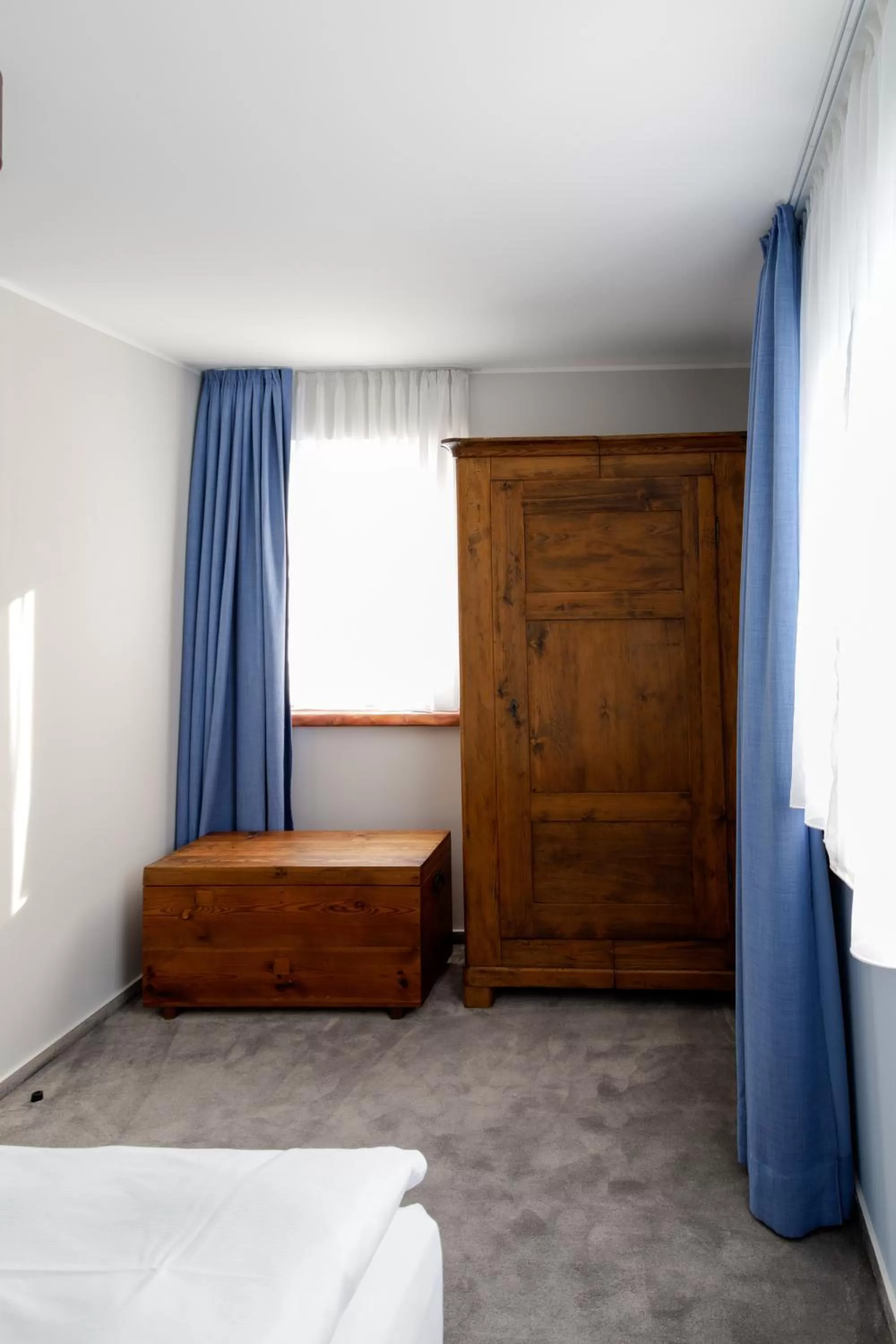 Photo of the whole room, Bed in Hotel Brasserie Chaussee