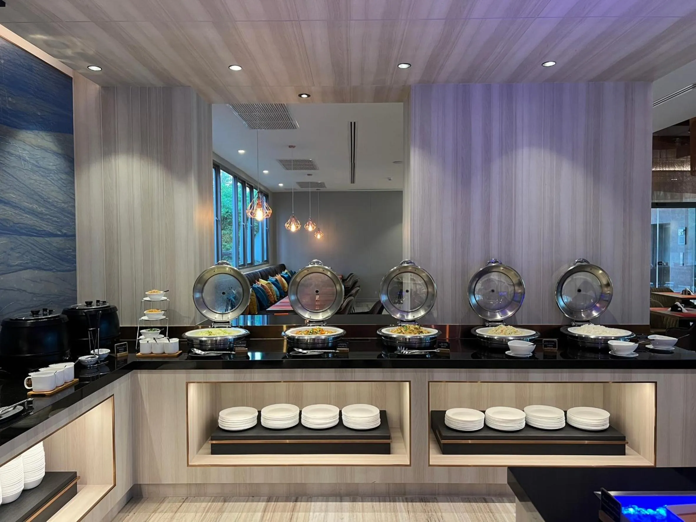 Buffet breakfast in Fifth Pattaya Jomtien By Shiwalai Int