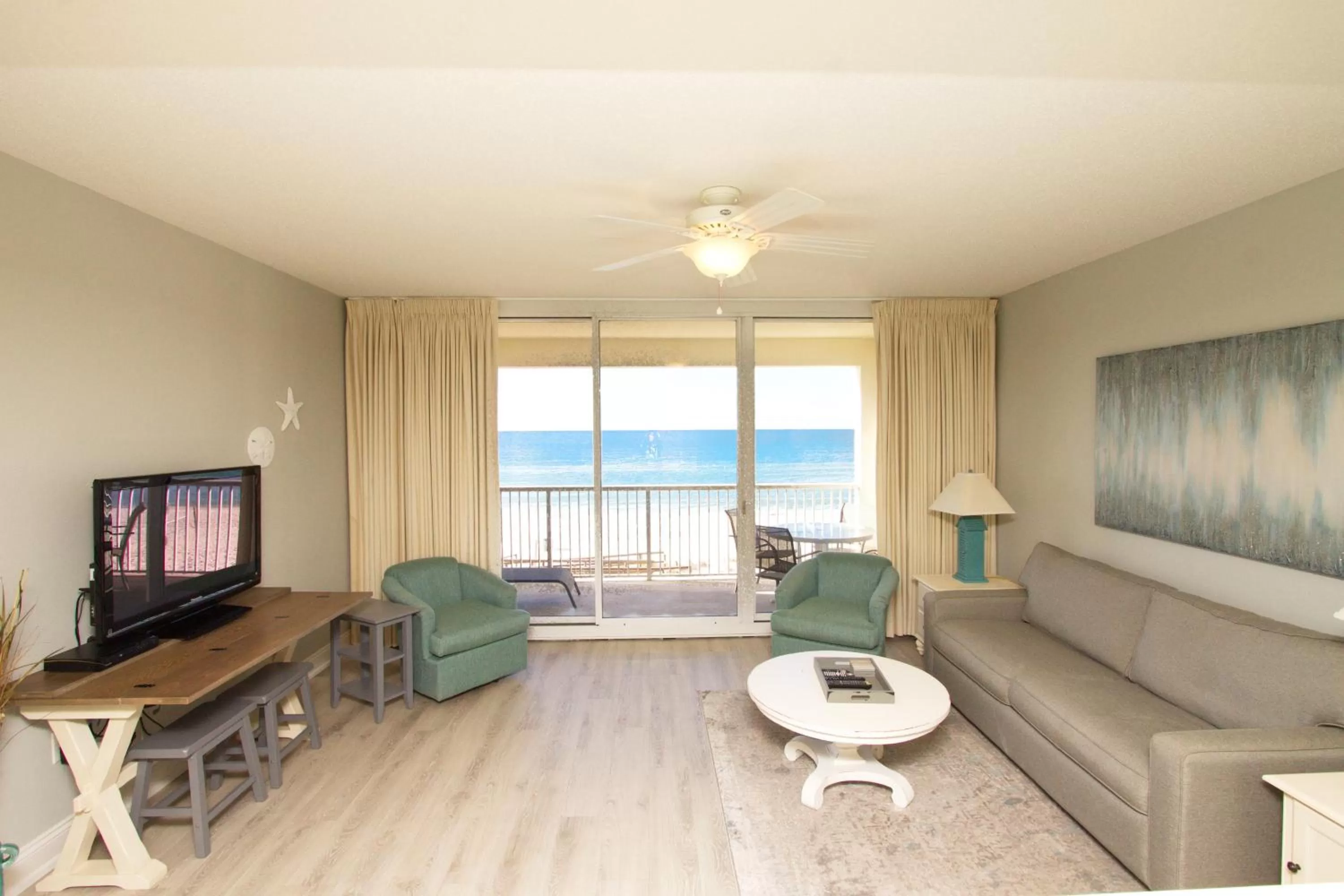 Living room, Seating Area in Majestic Beach Resort, Panama City Beach, Fl