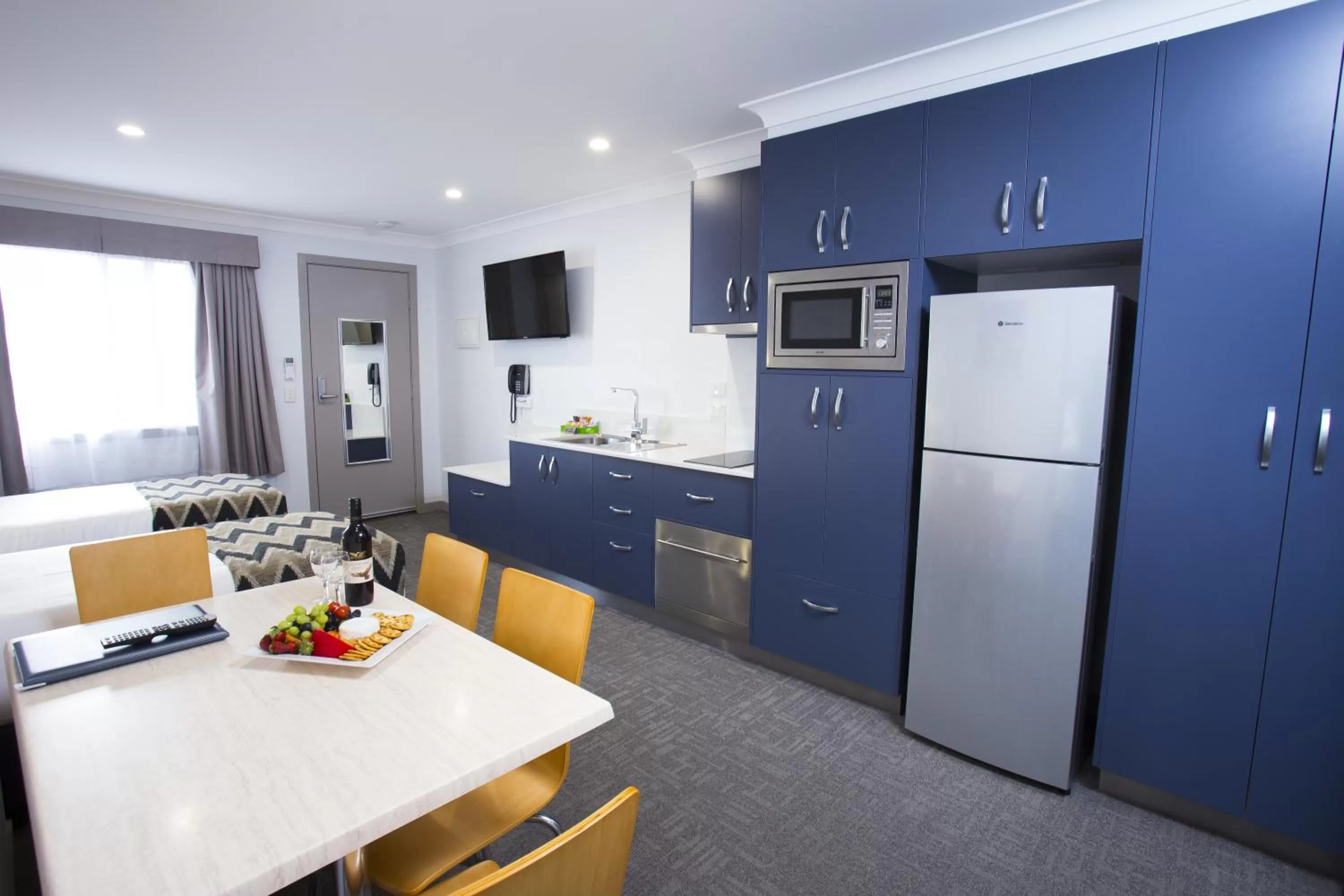 Kitchen or kitchenette in Altitude Motel Apartments