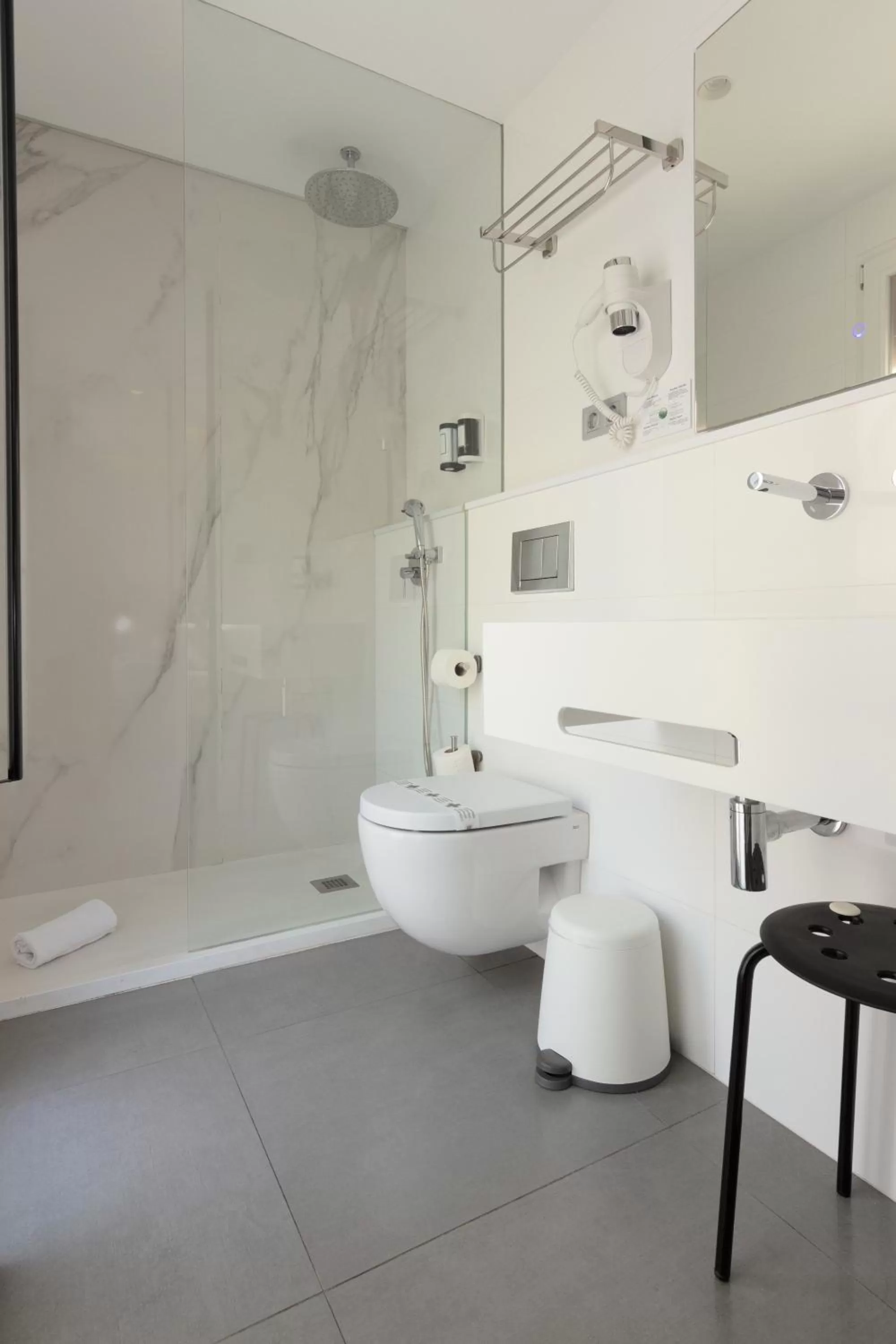 Shower in Hotel La Milagrosa