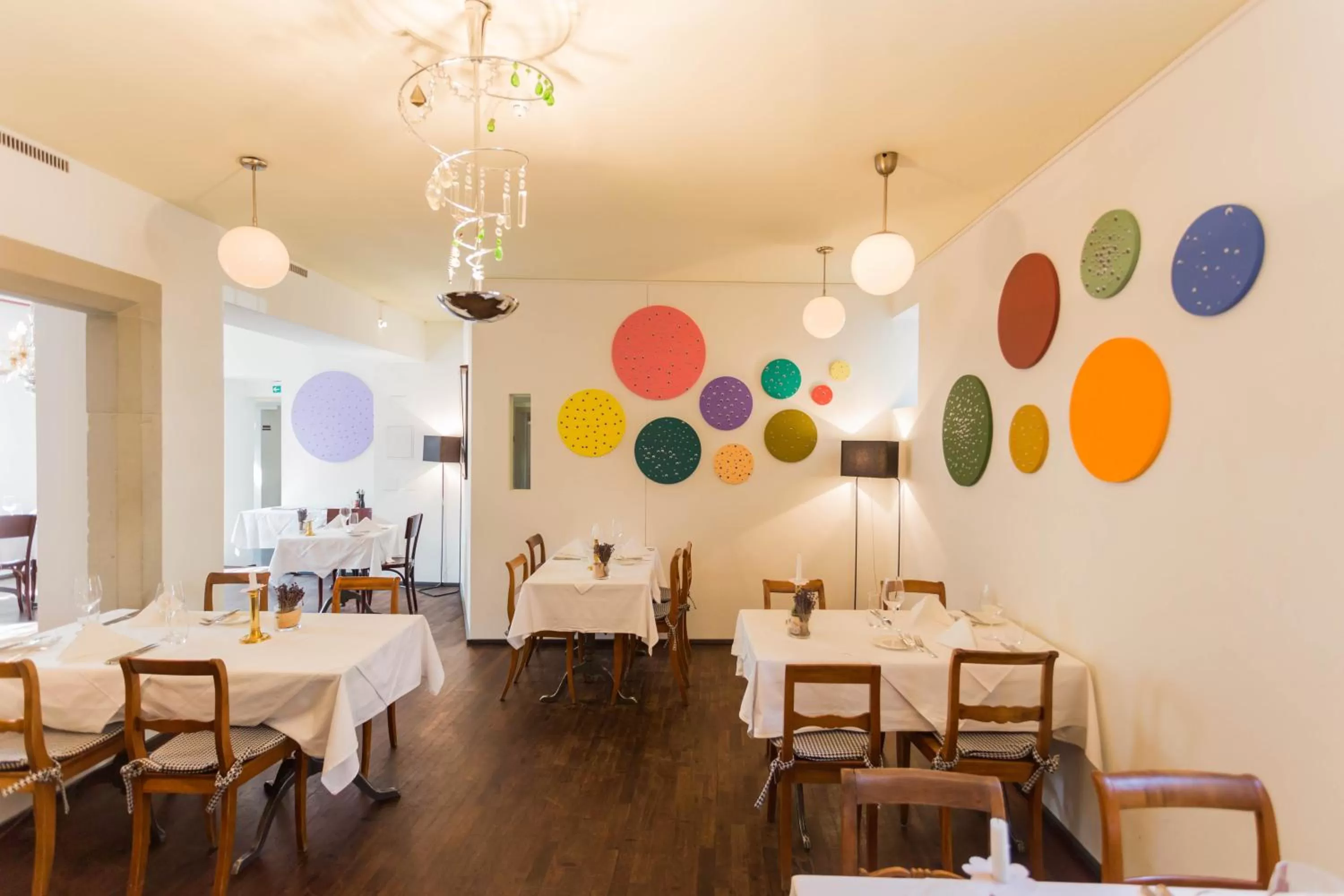 Restaurant/places to eat in Hotel Hofgarten Luzern