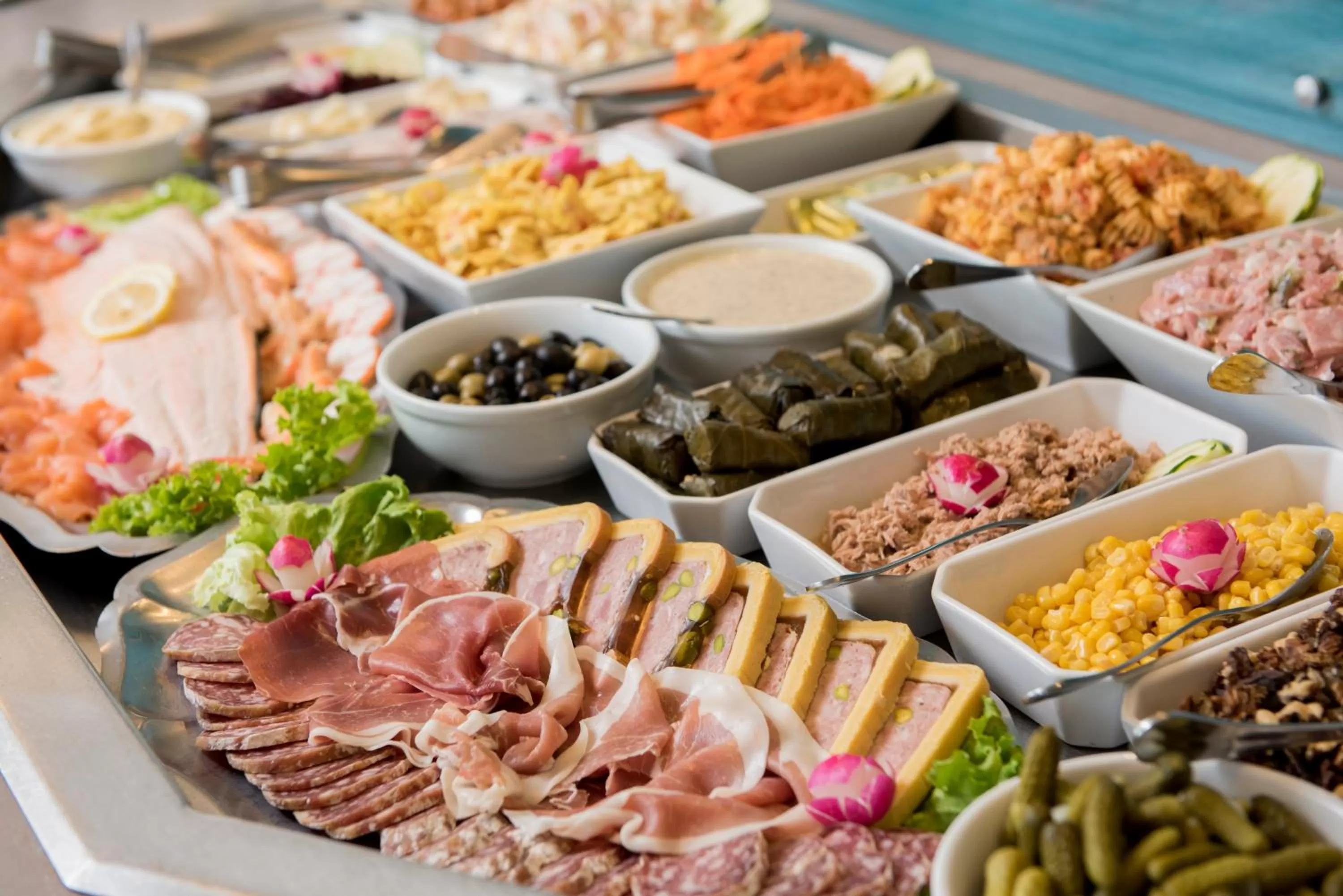 Restaurant/places to eat in Kyriad Hotel Lyon Givors