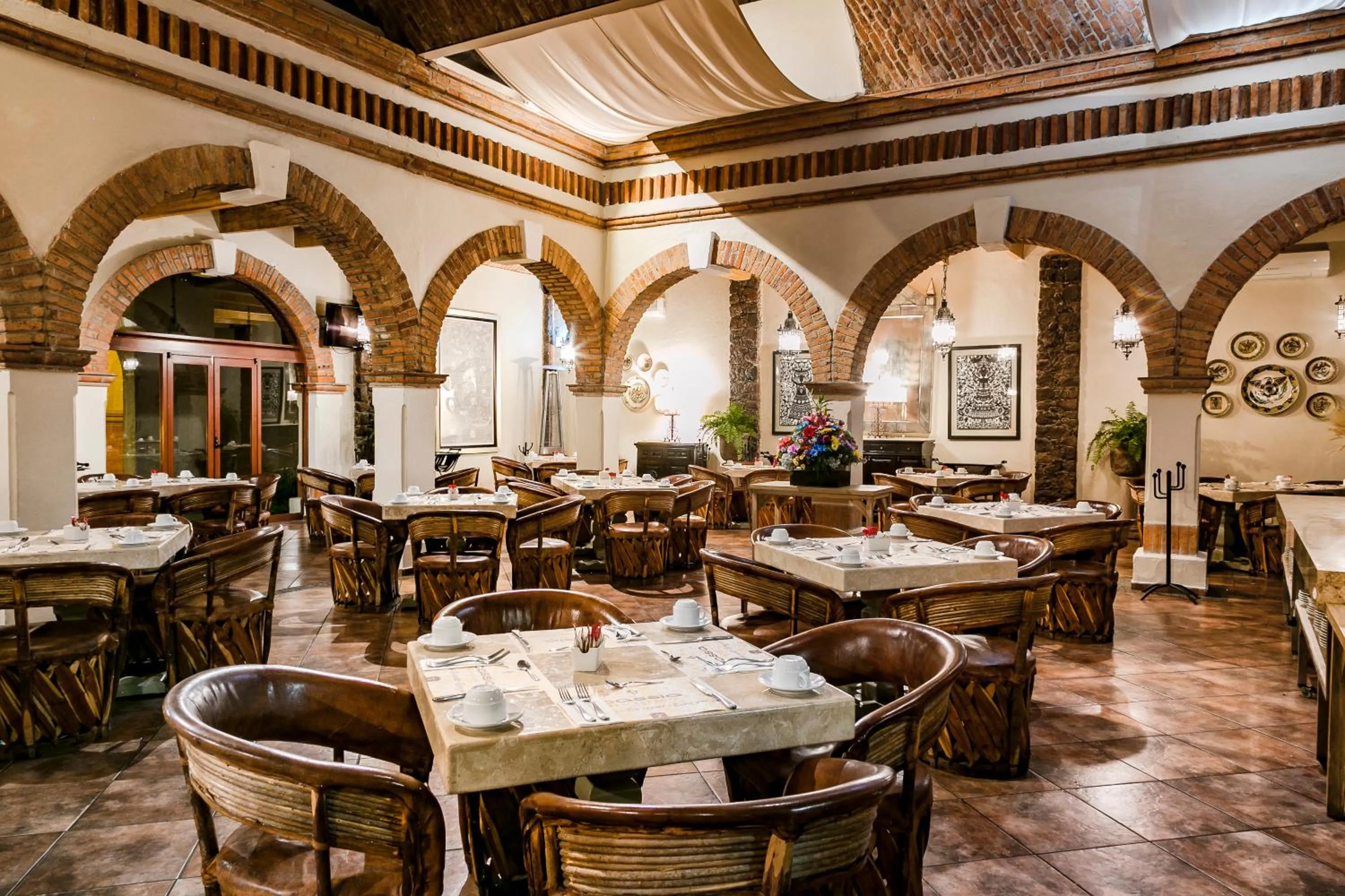 Restaurant/places to eat in Imperio De Angeles