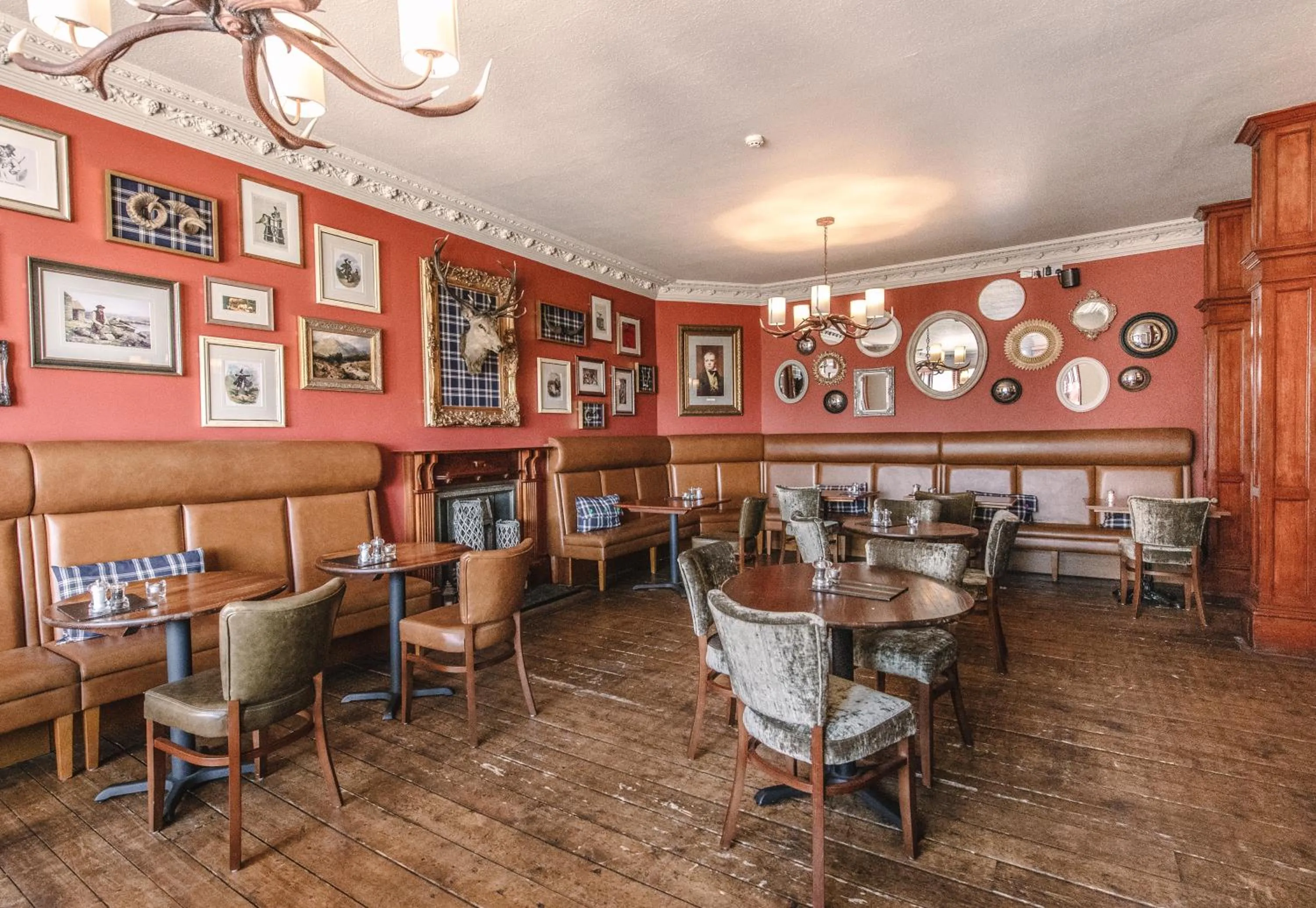 Restaurant/places to eat in Boat Country Inn and Restaurant