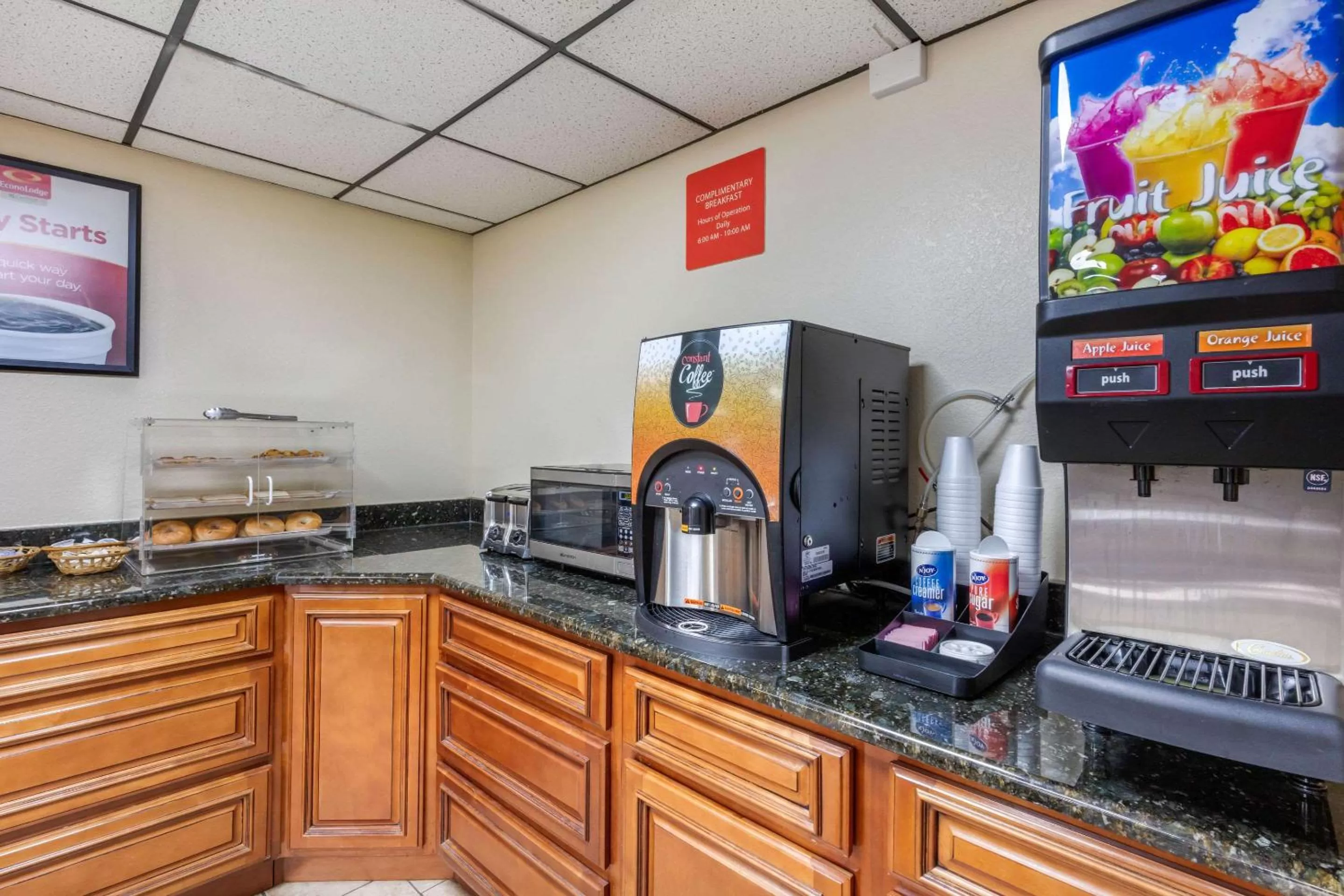 Restaurant/places to eat in Econo Lodge Chattanooga Northeast - Ooltewah