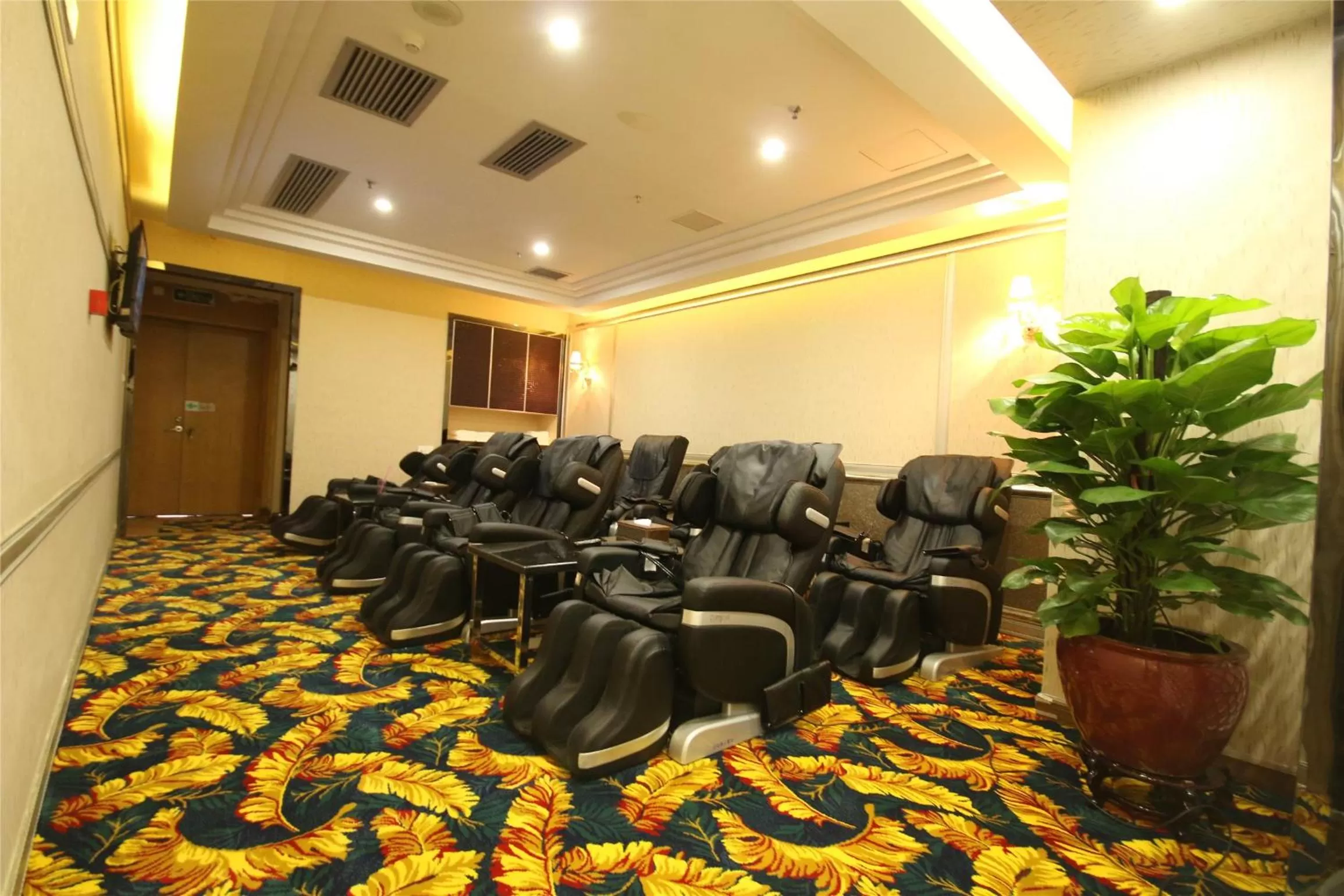 Spa and wellness centre/facilities in Zhongshan International Hotel