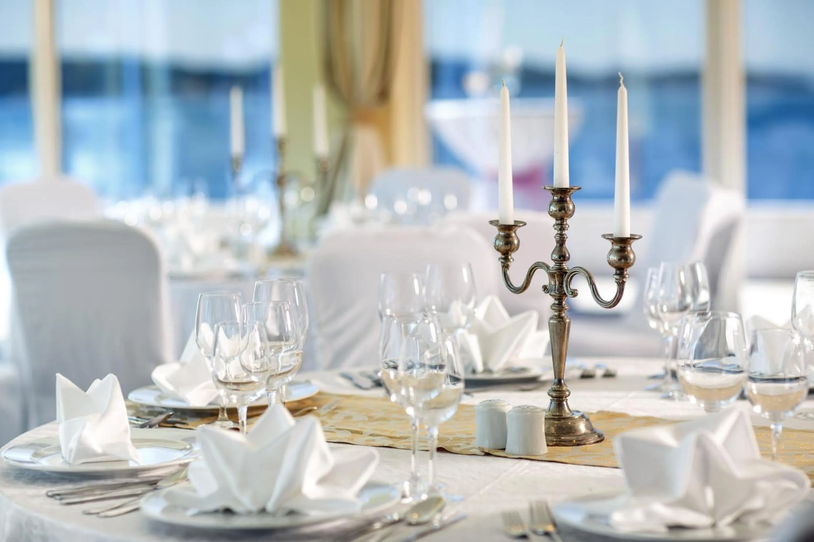 Restaurant/places to eat in Royal Neptun Hotel