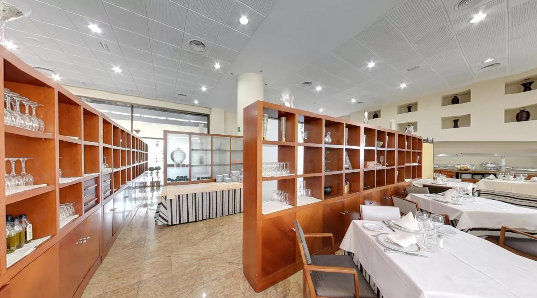 Restaurant/Places to Eat in Sercotel La Princesa