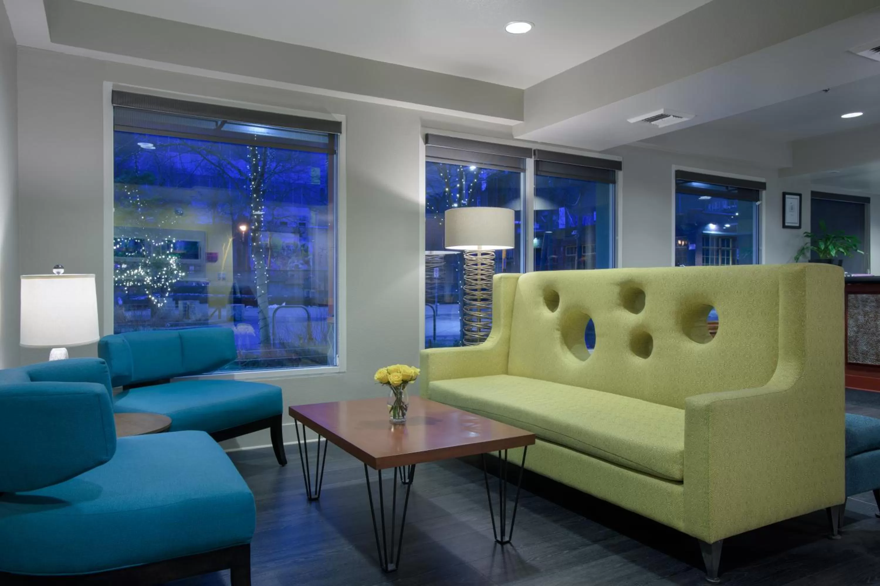 Lobby or reception in Belltown Inn