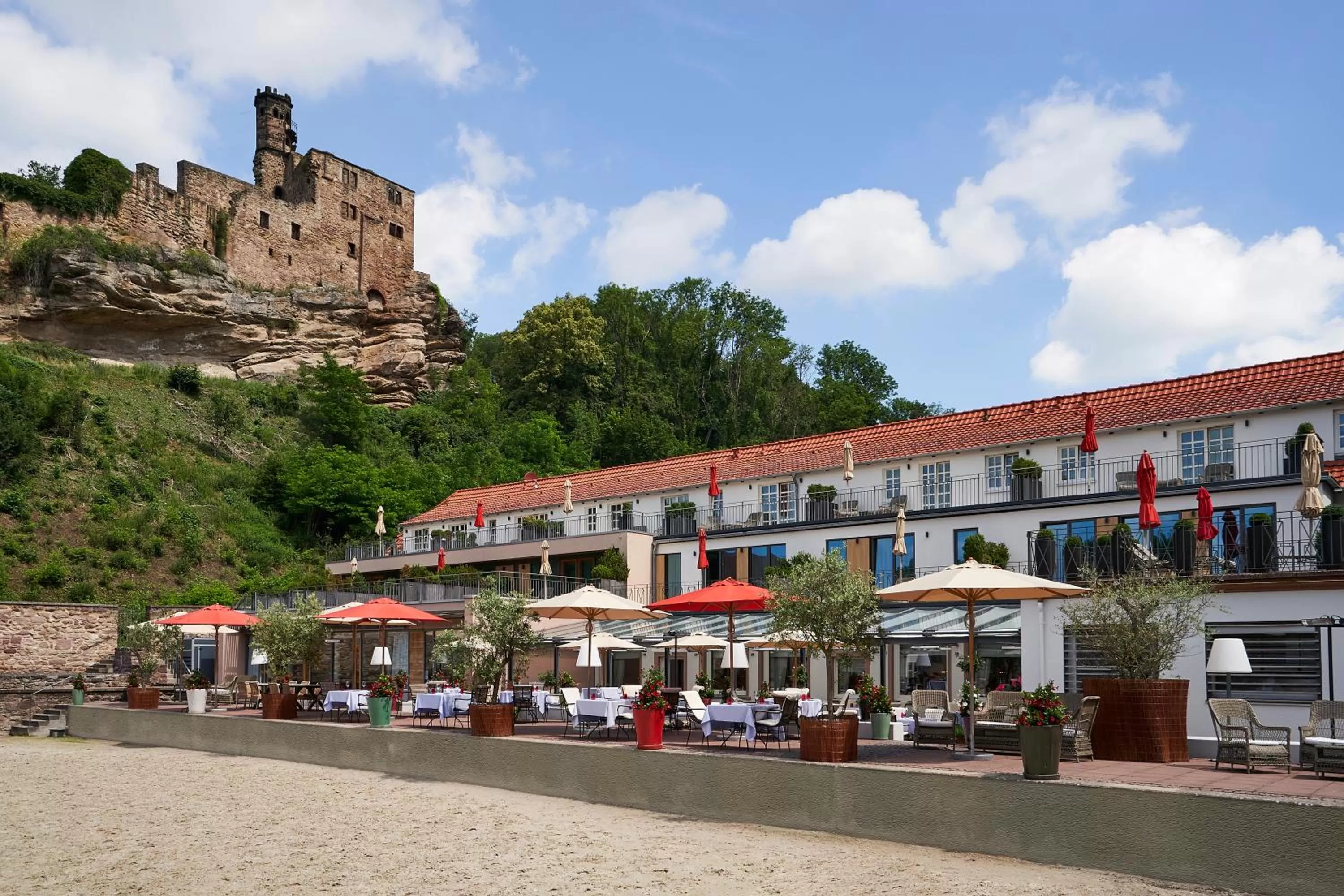 Property building in Relais & Châteaux Hardenberg BurgHotel