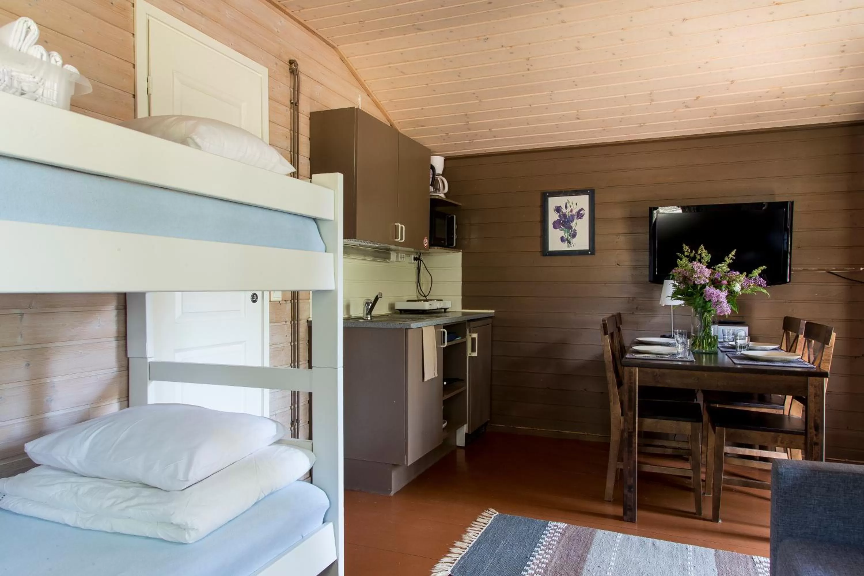 Bed in Santalahti Resort Cottages & Villas