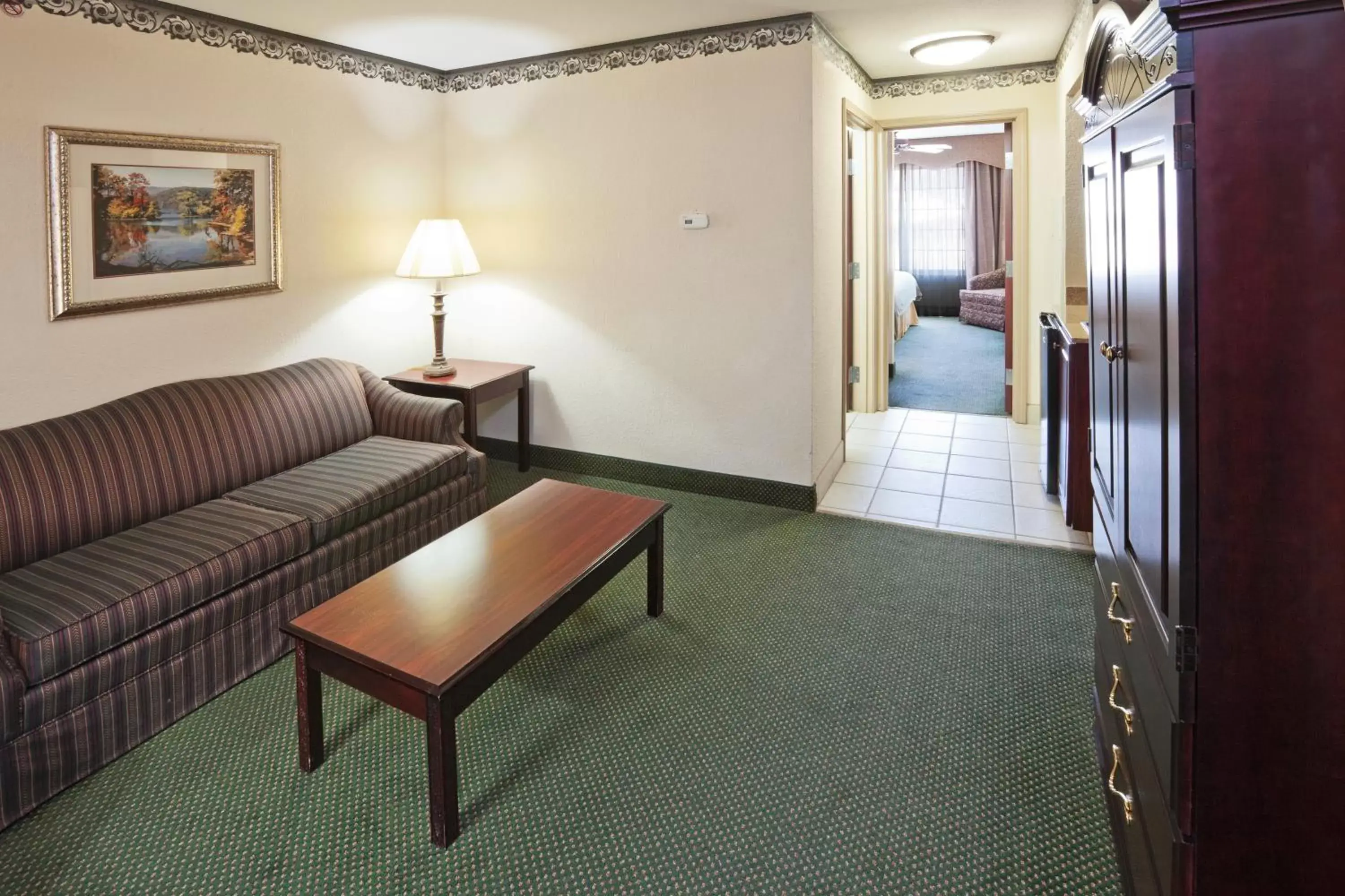 Holiday Inn Express Hotel & Suites Gainesville by IHG Holiday Inn Express Hotel & Suites Gainesville by IHG