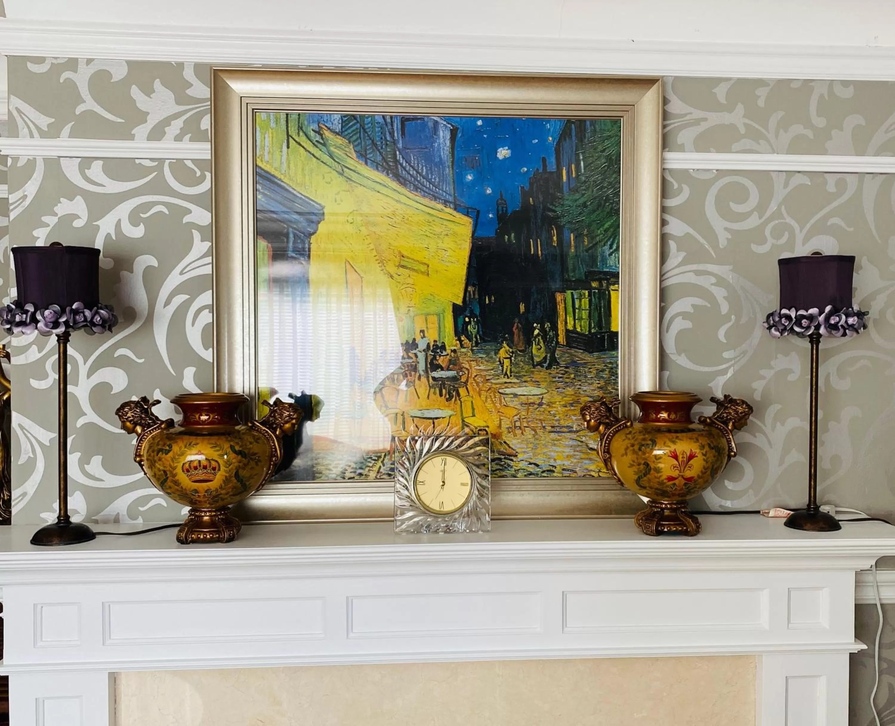 Decorative detail in Serenity