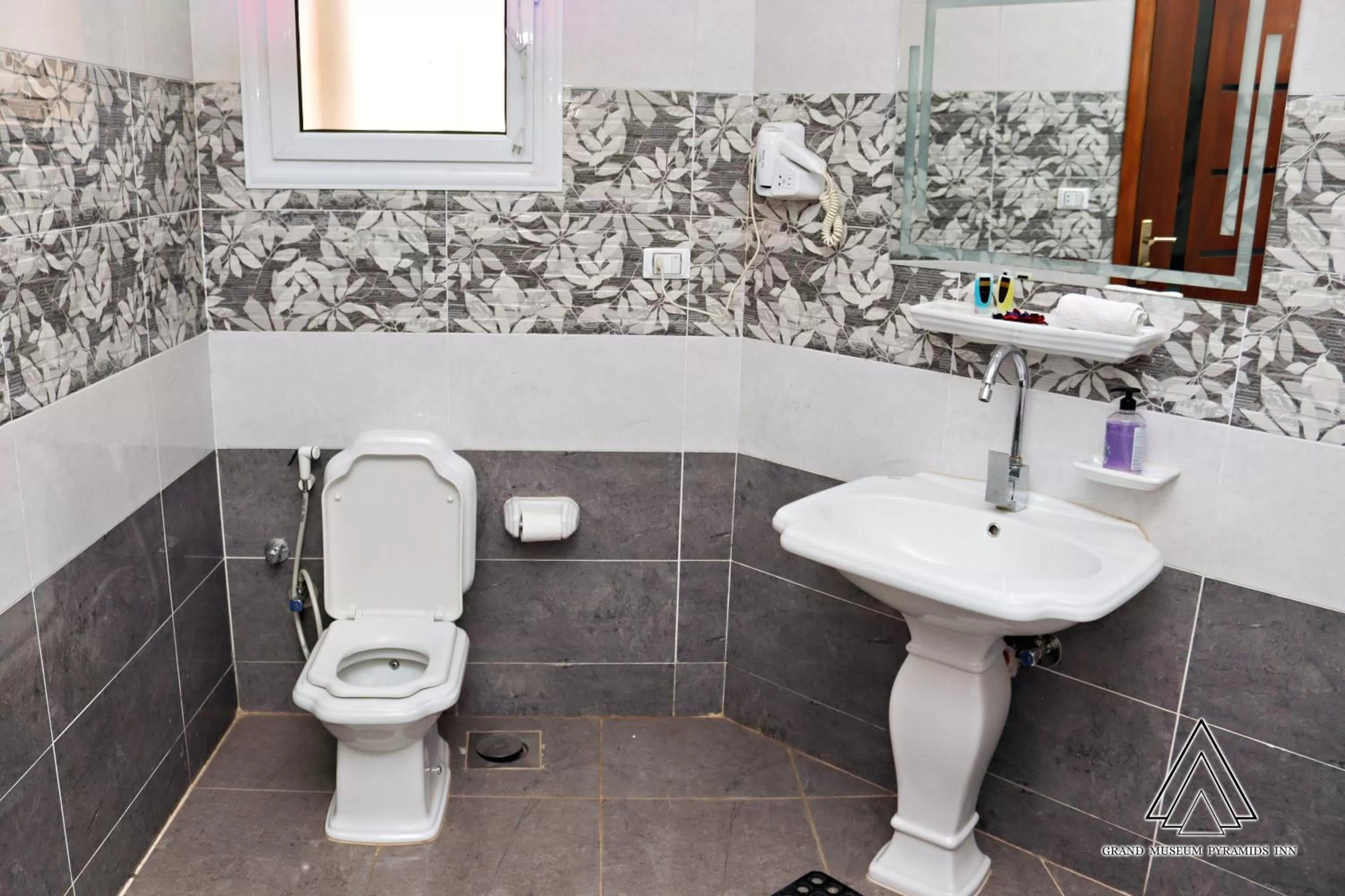 Grand Museum Pyramids Inn