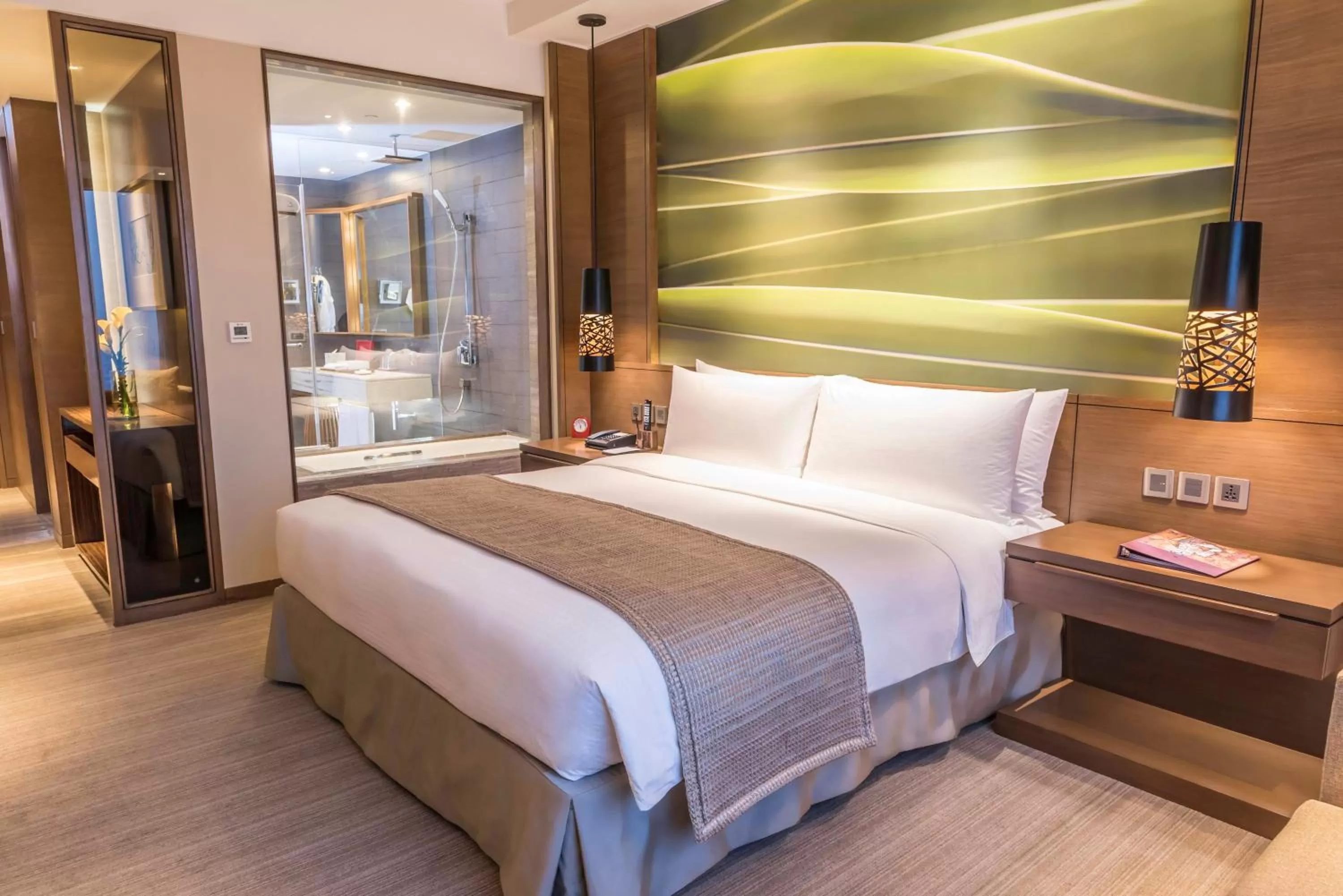 Bedroom, Bed in Marco Polo Ortigas Manila