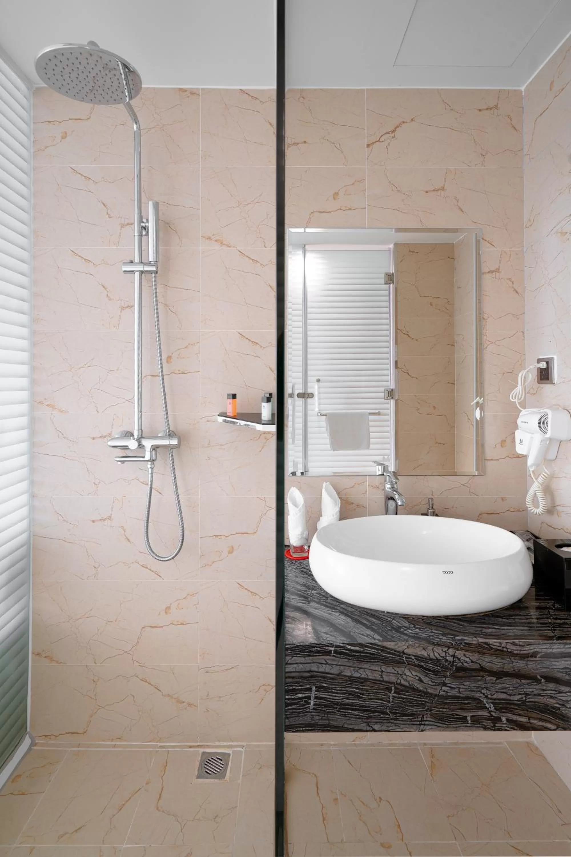 Bathroom in Vesna Hotel