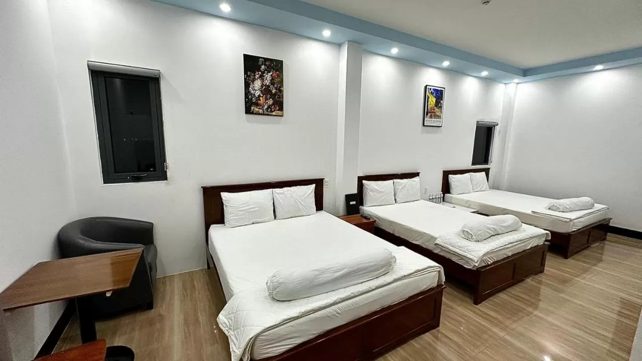 Bedroom, Bed in Khách sạn Anh Tuấn