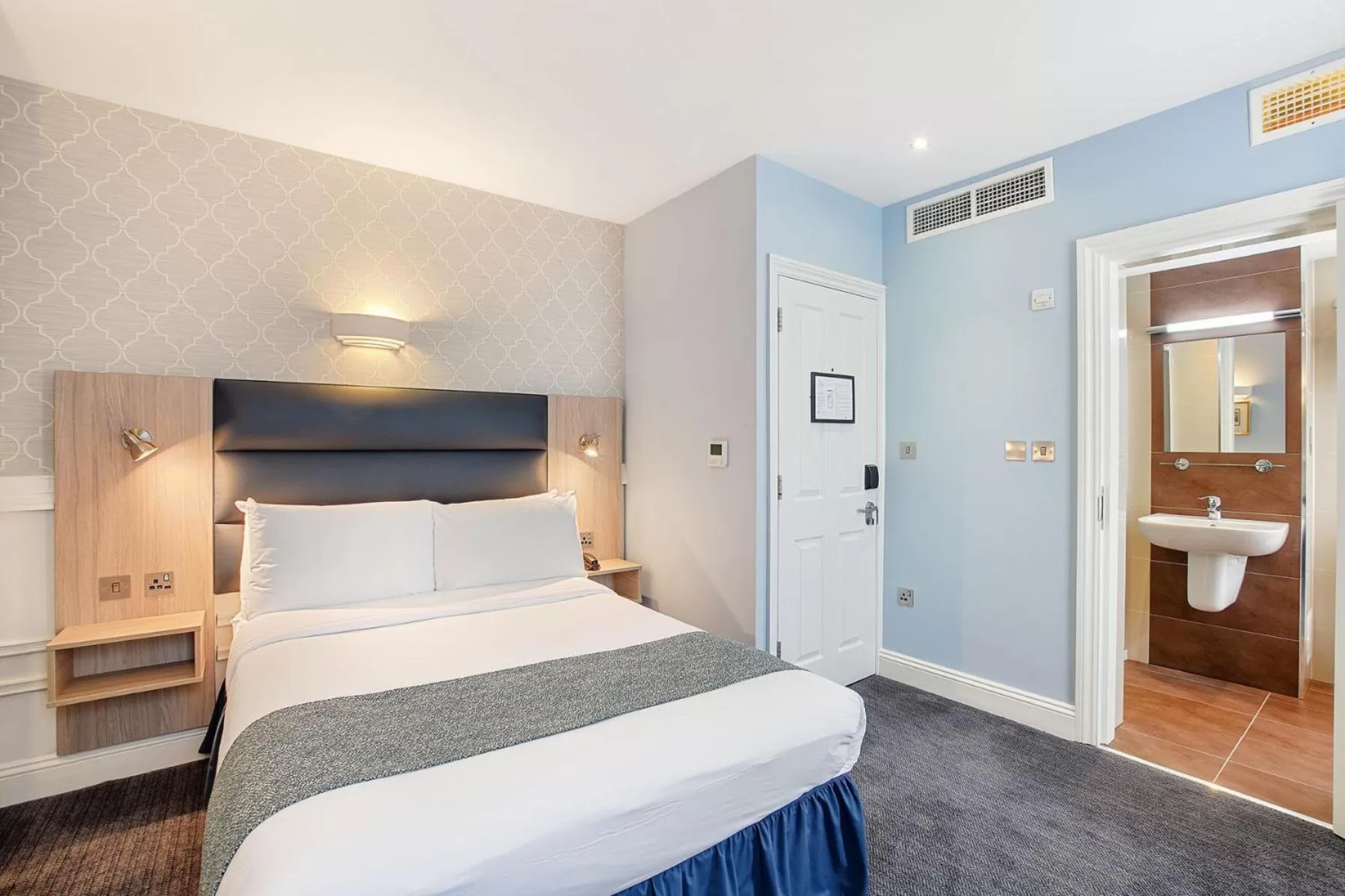 Bed in The Judd Hotel