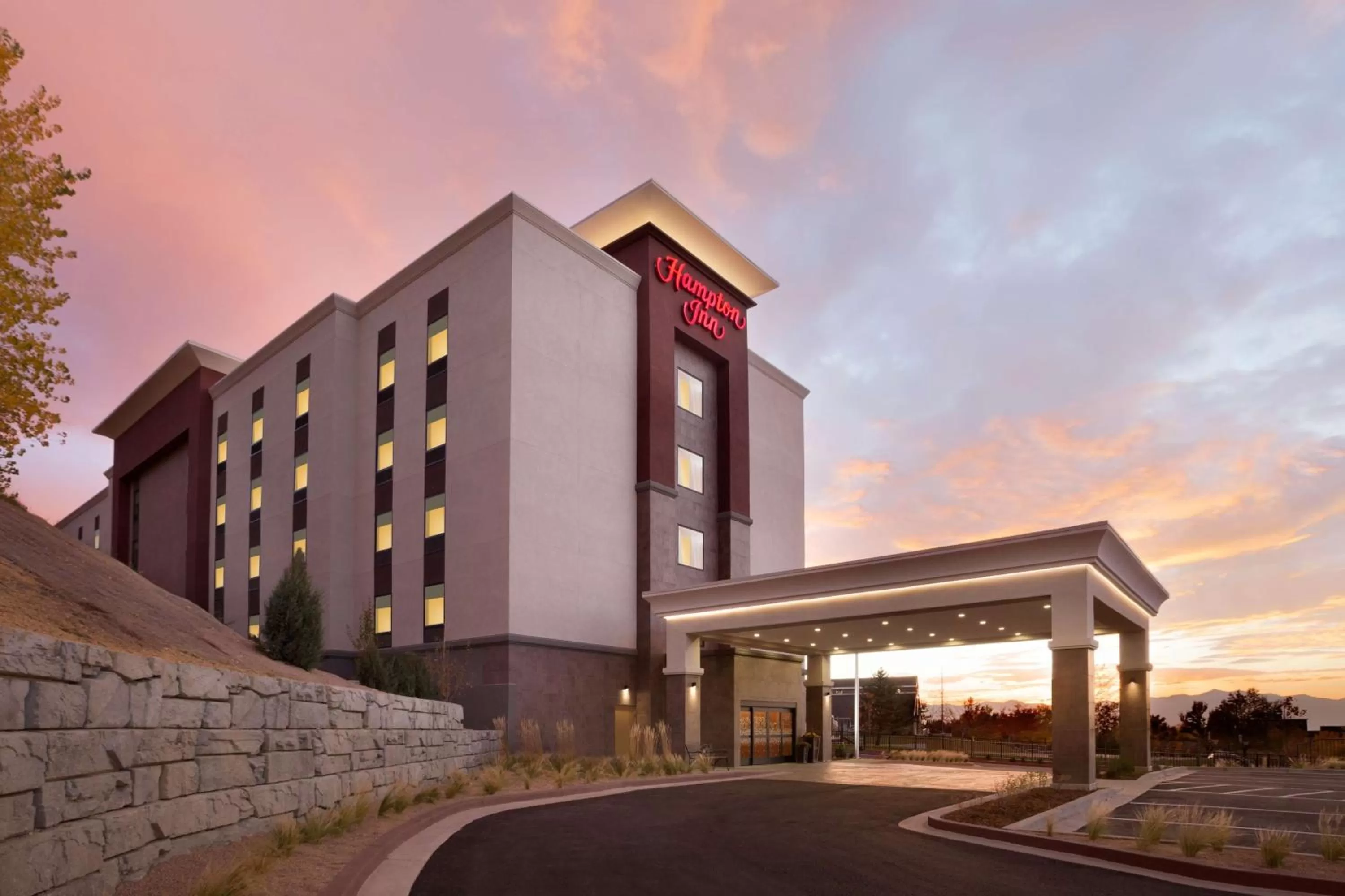 Property building in Hampton Inn Salt Lake City Cottonwood