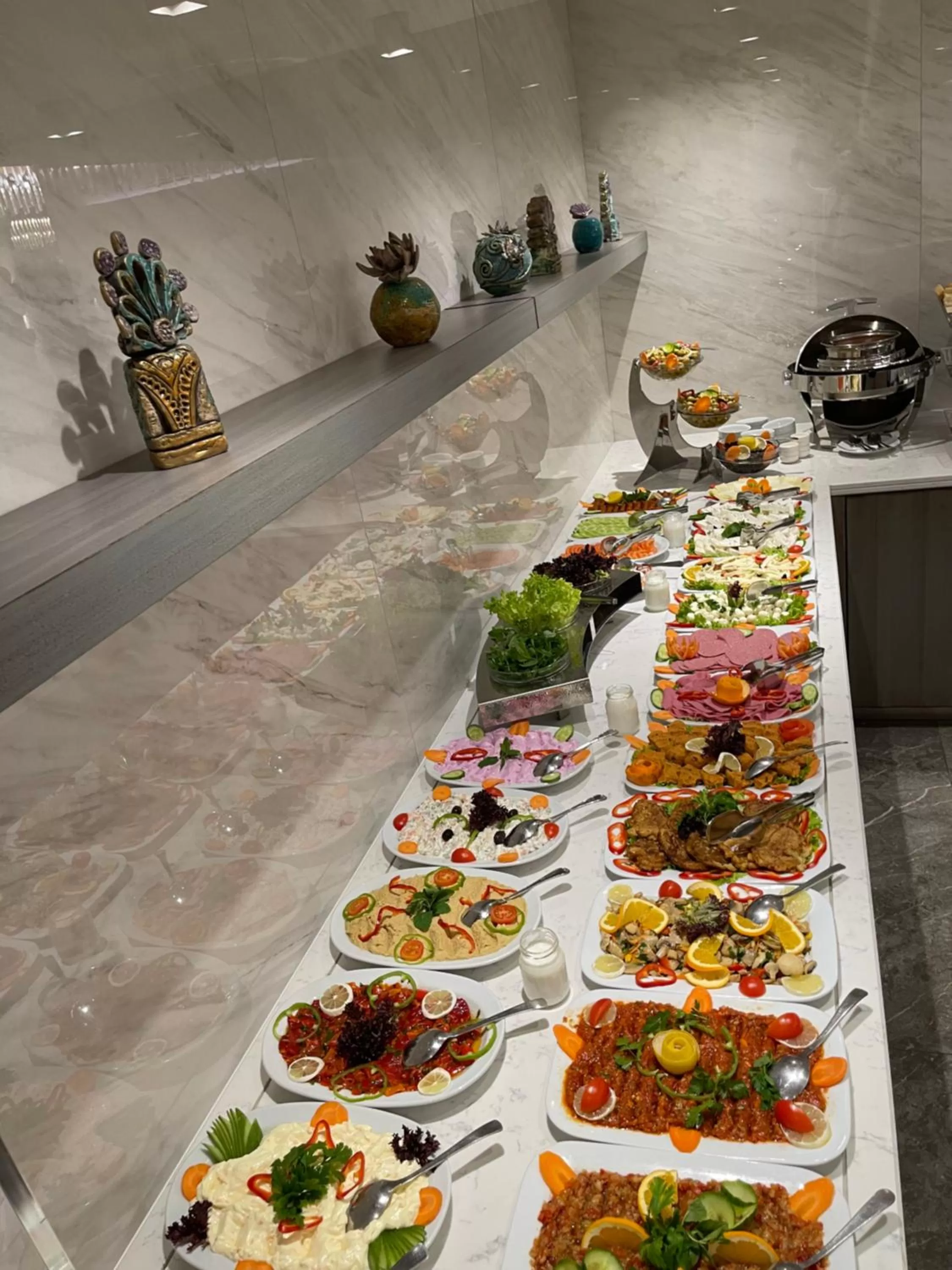 Buffet breakfast in Asur Hotel