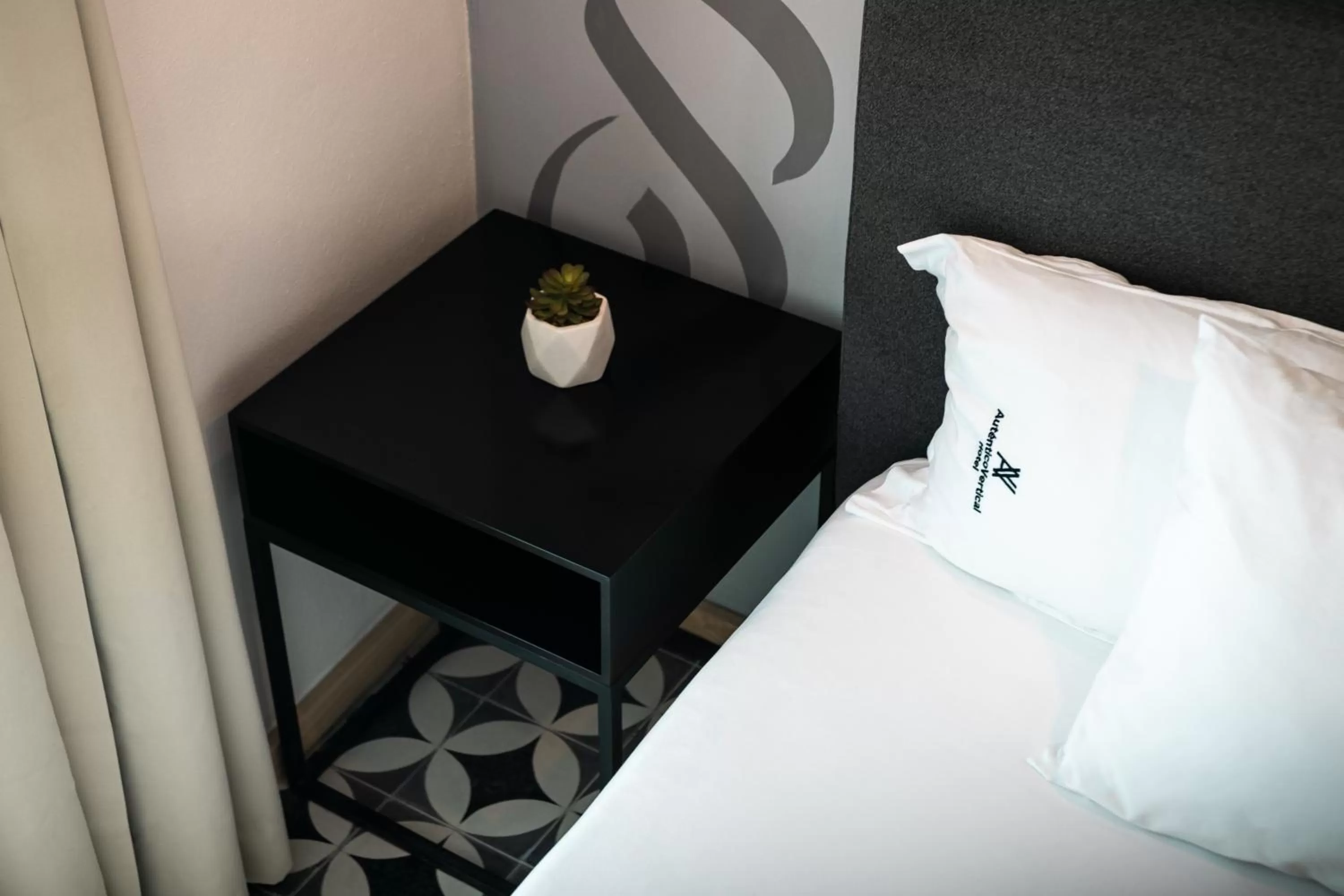 room service in Auténtico Vertical Playa del Carmen