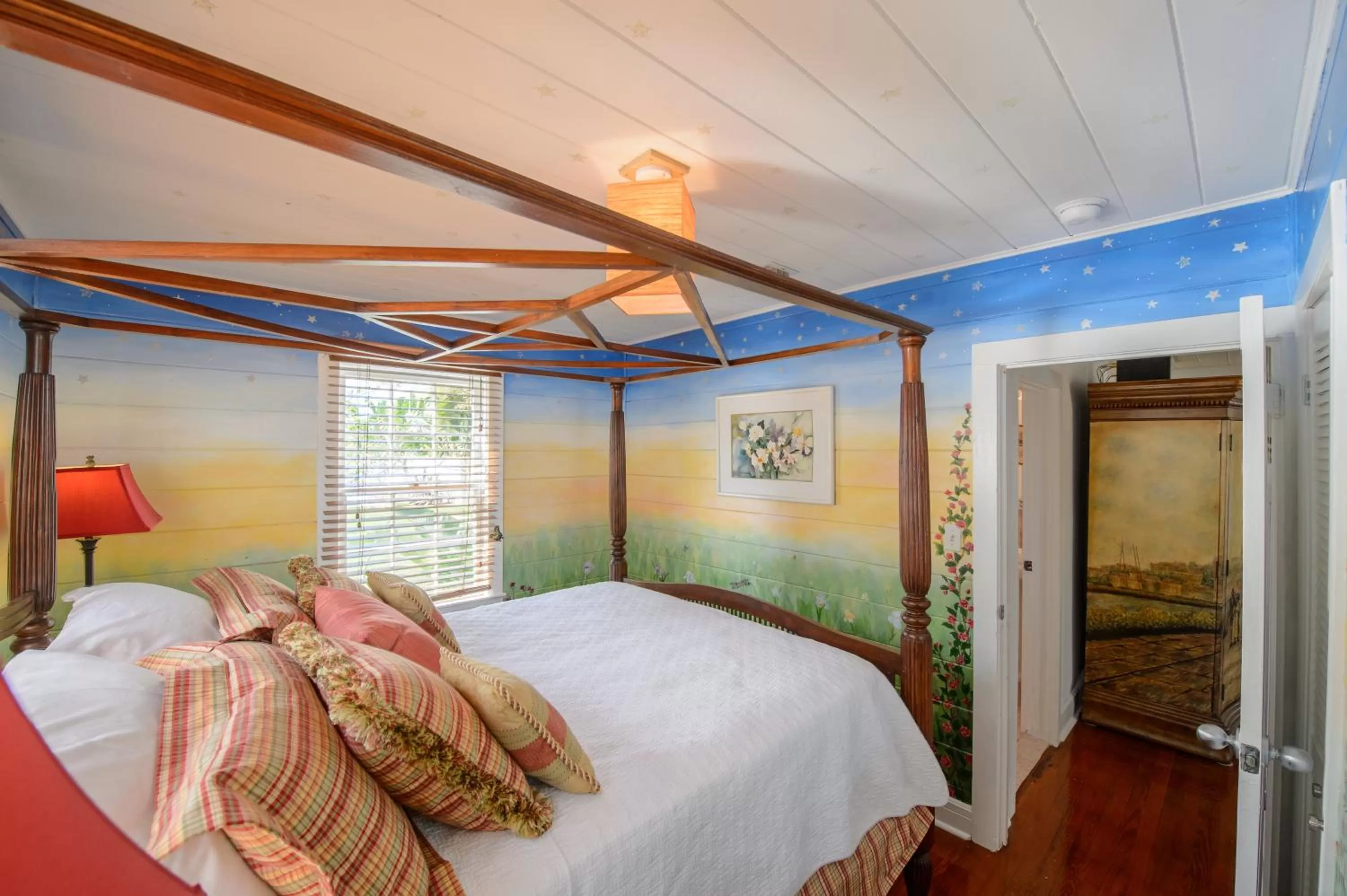 Bed in Old Colorado Inn