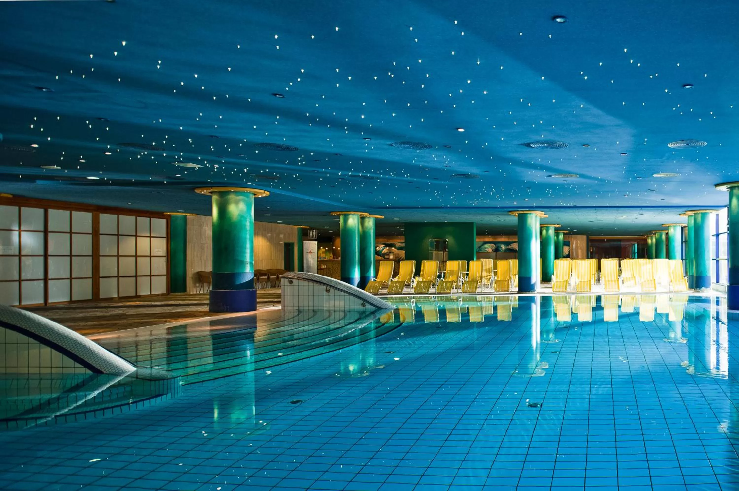 Swimming pool in Baltic Zinnowitz - Hotel mit Meerwasserpool und Thermalbad