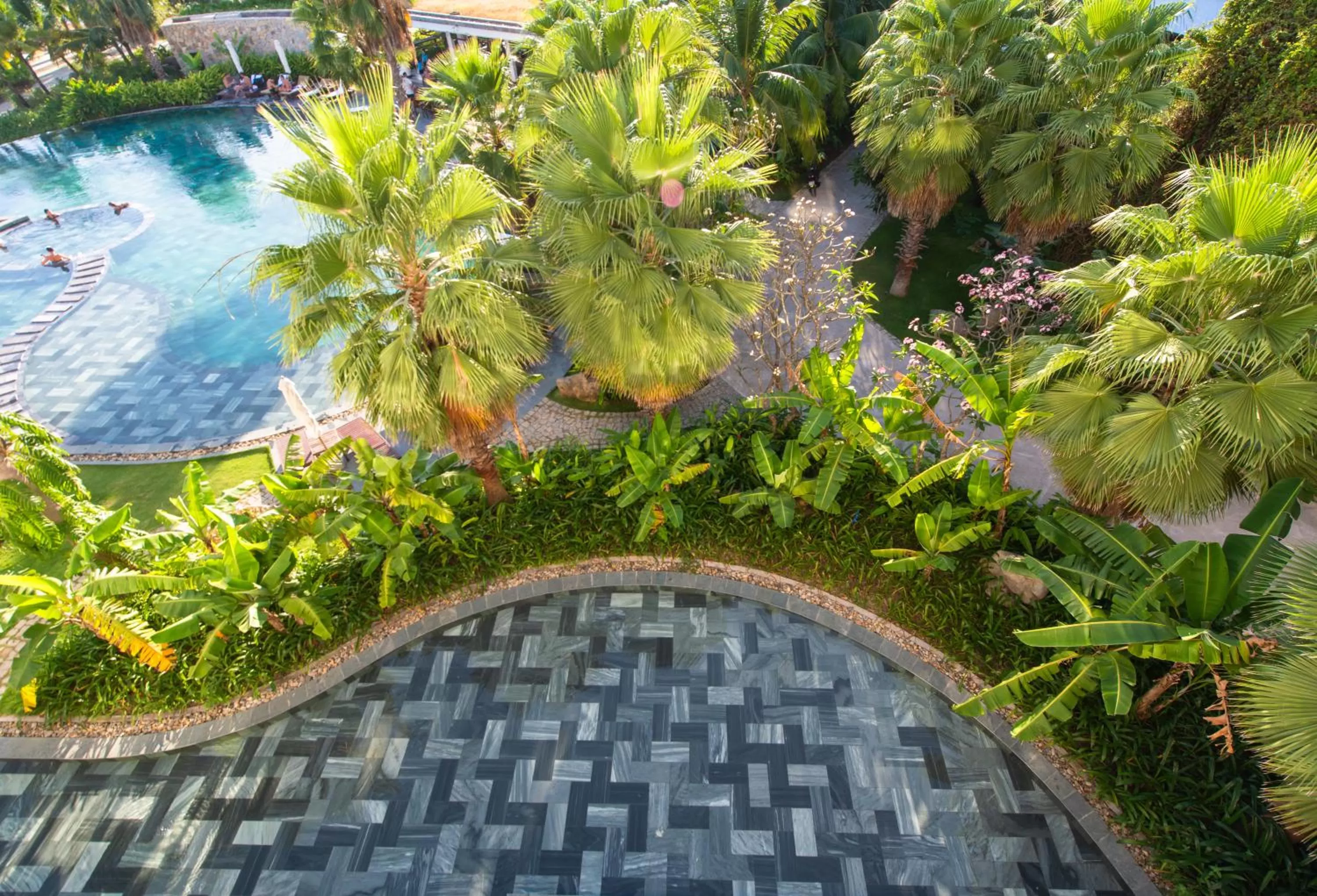 Swimming pool in Alibu Resort Nha Trang