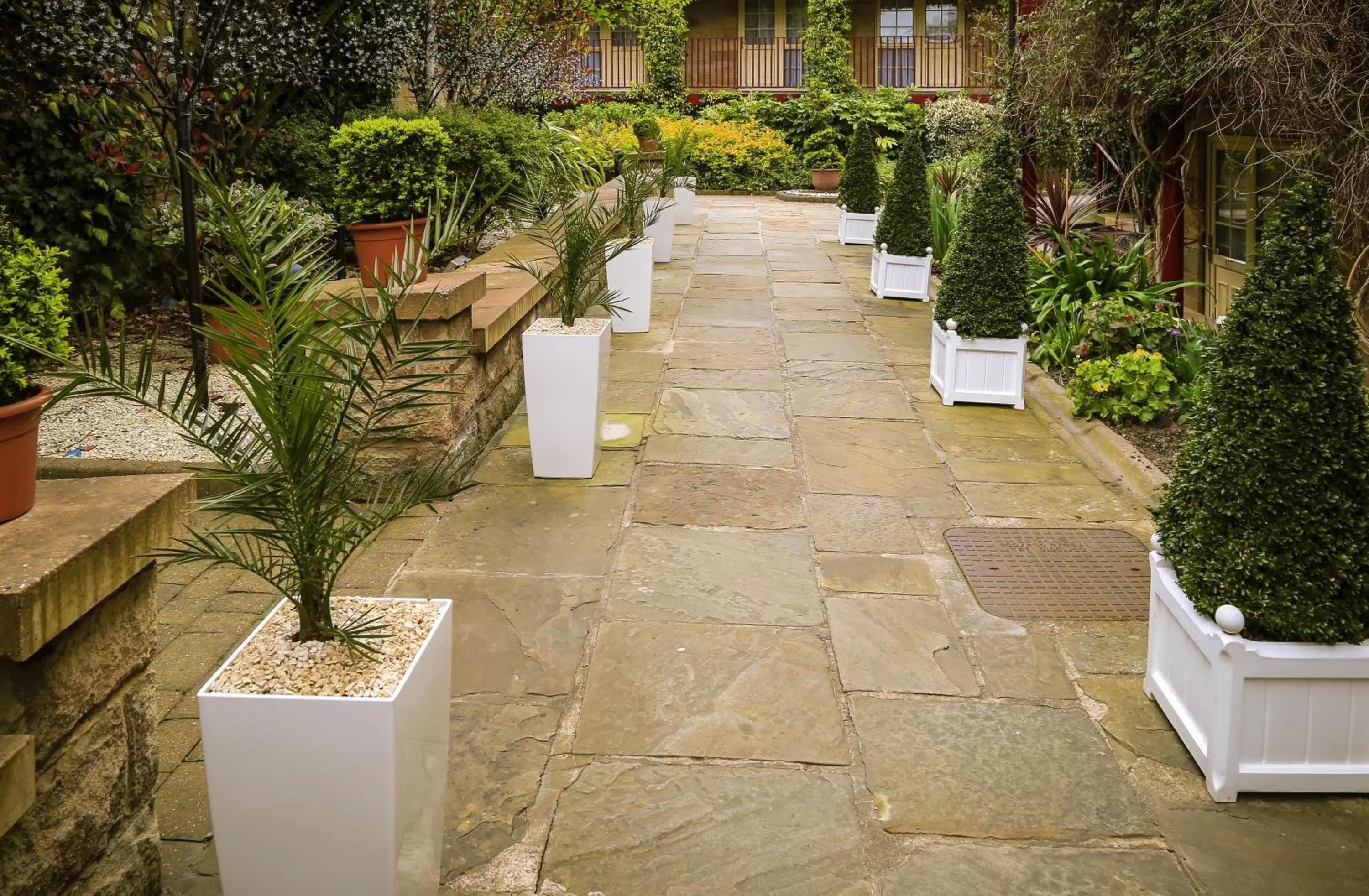 Natural landscape in Garrison Hotel