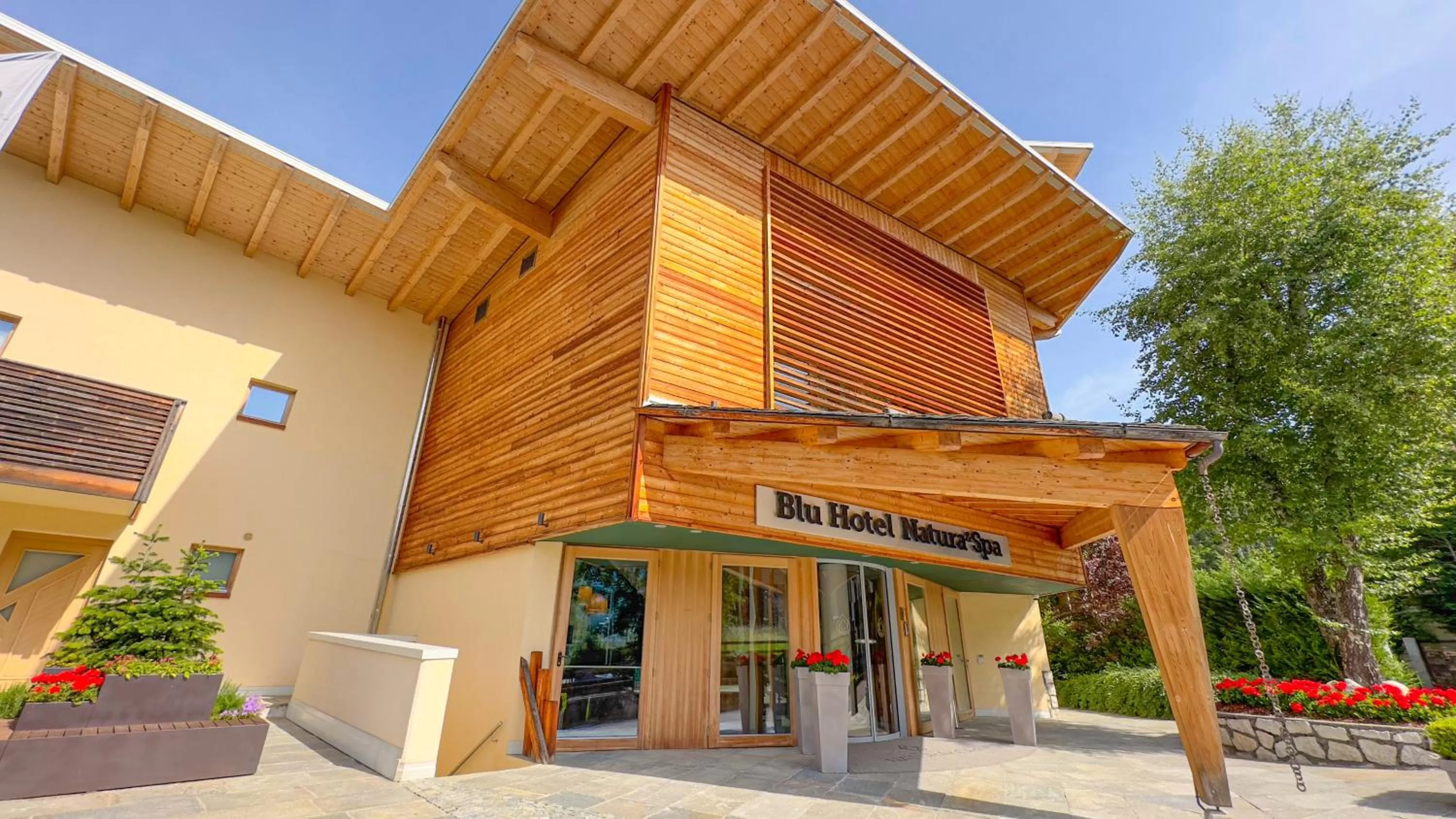 Facade/entrance in Blu Hotel Natura & Spa - Adults Only