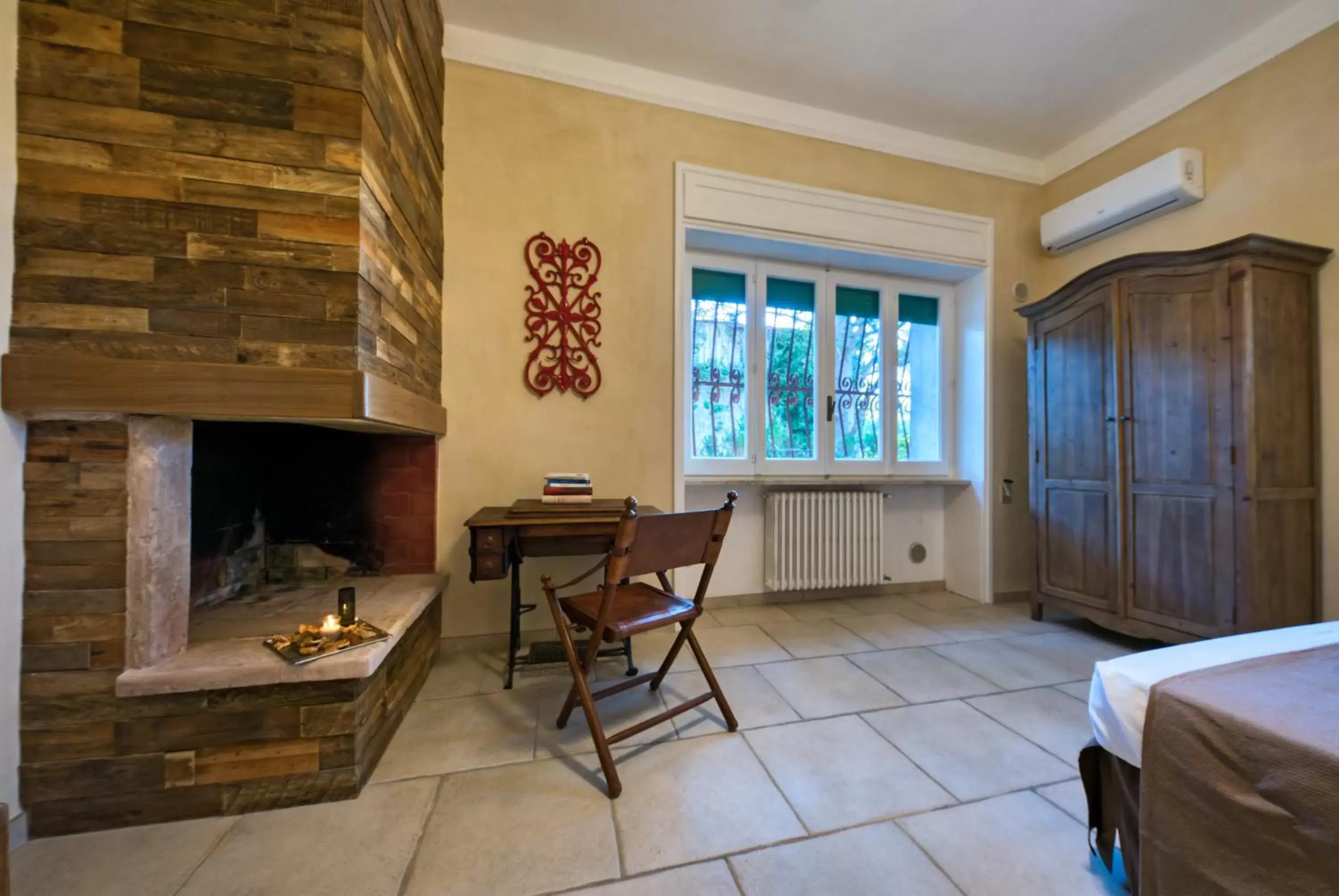 Double Room with Private Bathroom - single occupancy in b&b Casale Vecchio Lecce Double Room with Private Bathroom - single occupancy in b&b Casale Vecchio Lecce