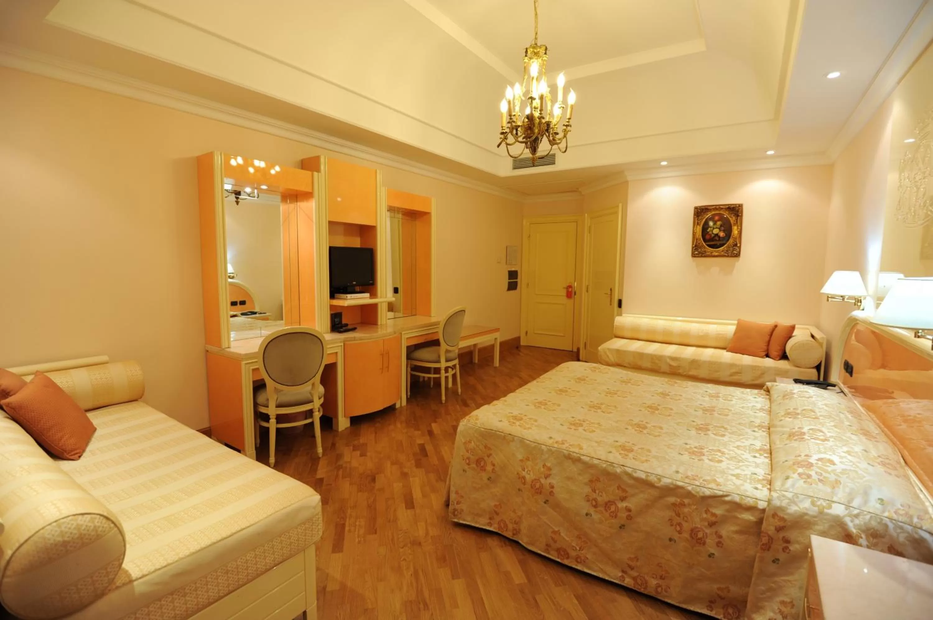 Bed in LH Hotel Domus Caesari