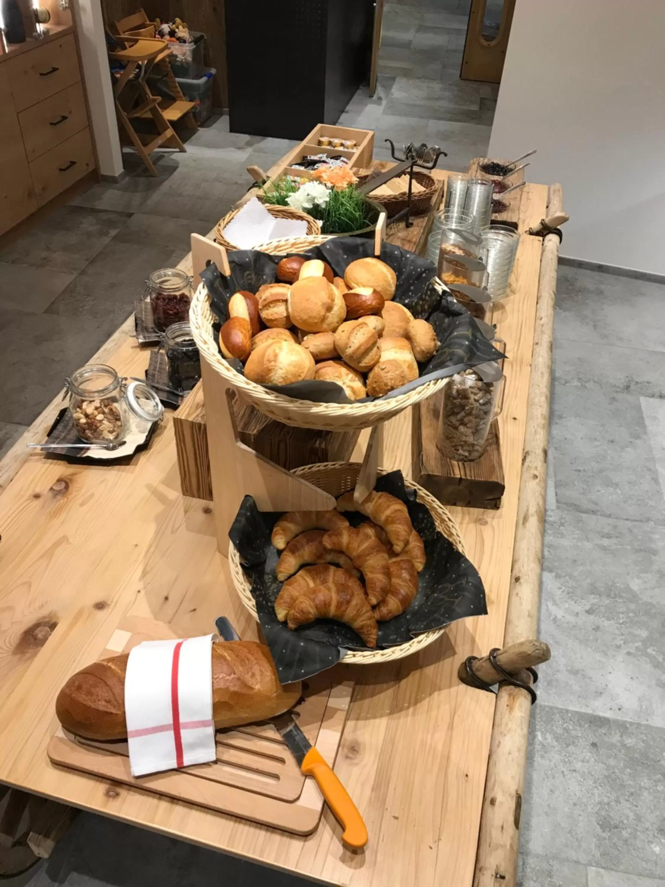 Breakfast in Hotel Spöl Restaurant