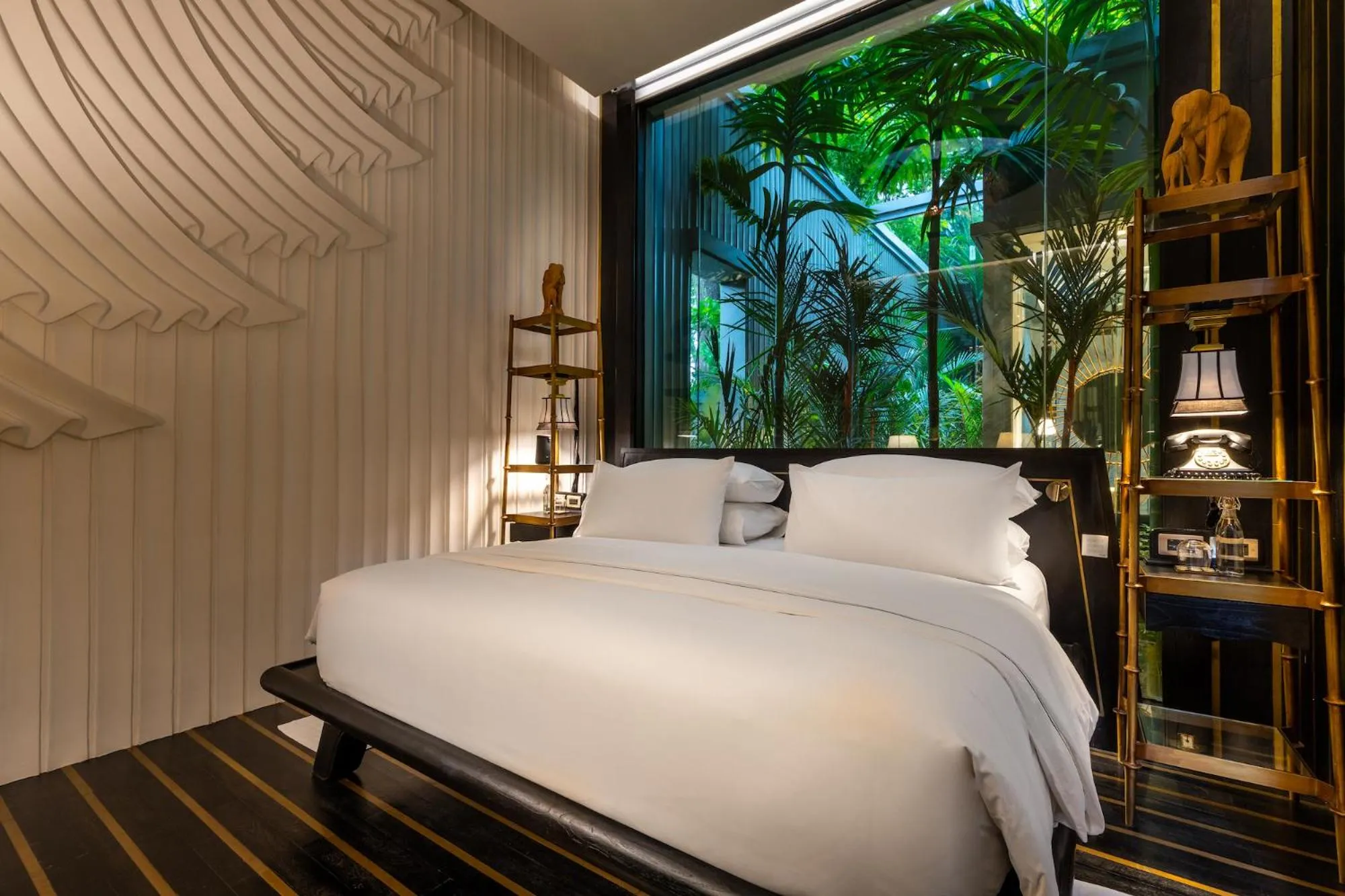 Bedroom in Bensley Collection Pool Villas - Shinta Mani Angkor