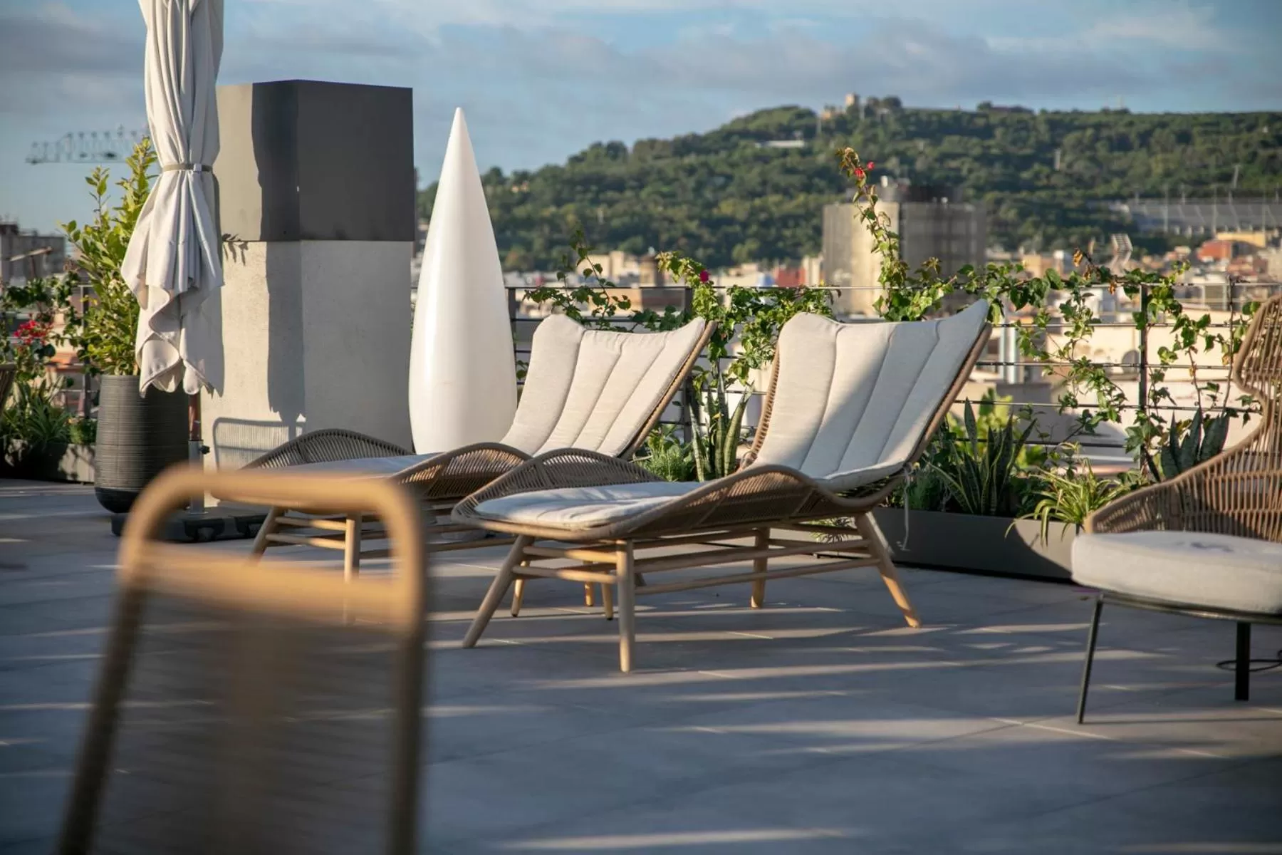 Swimming pool in Silken Ramblas
