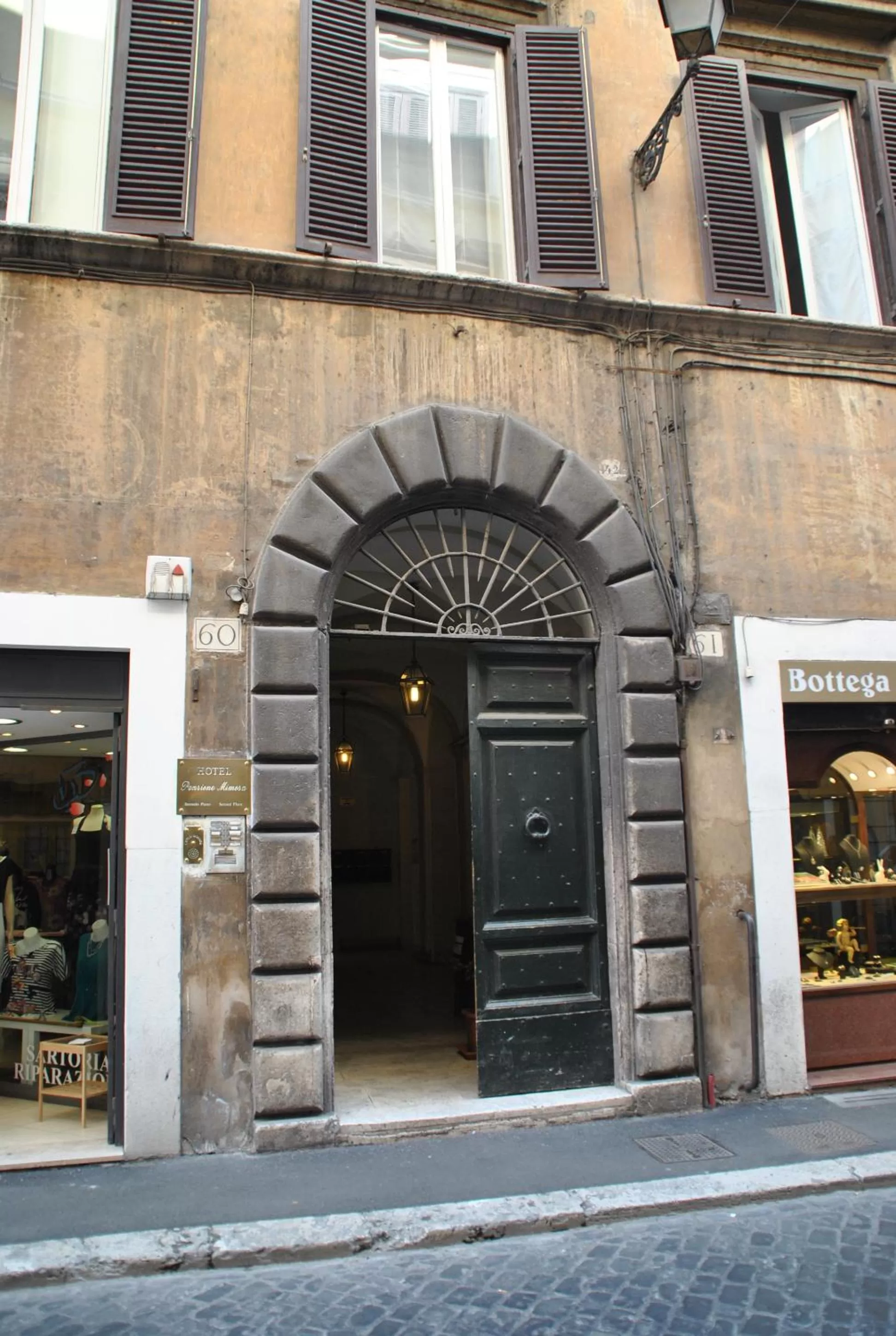 Facade/entrance in Hotel Mimosa Pantheon