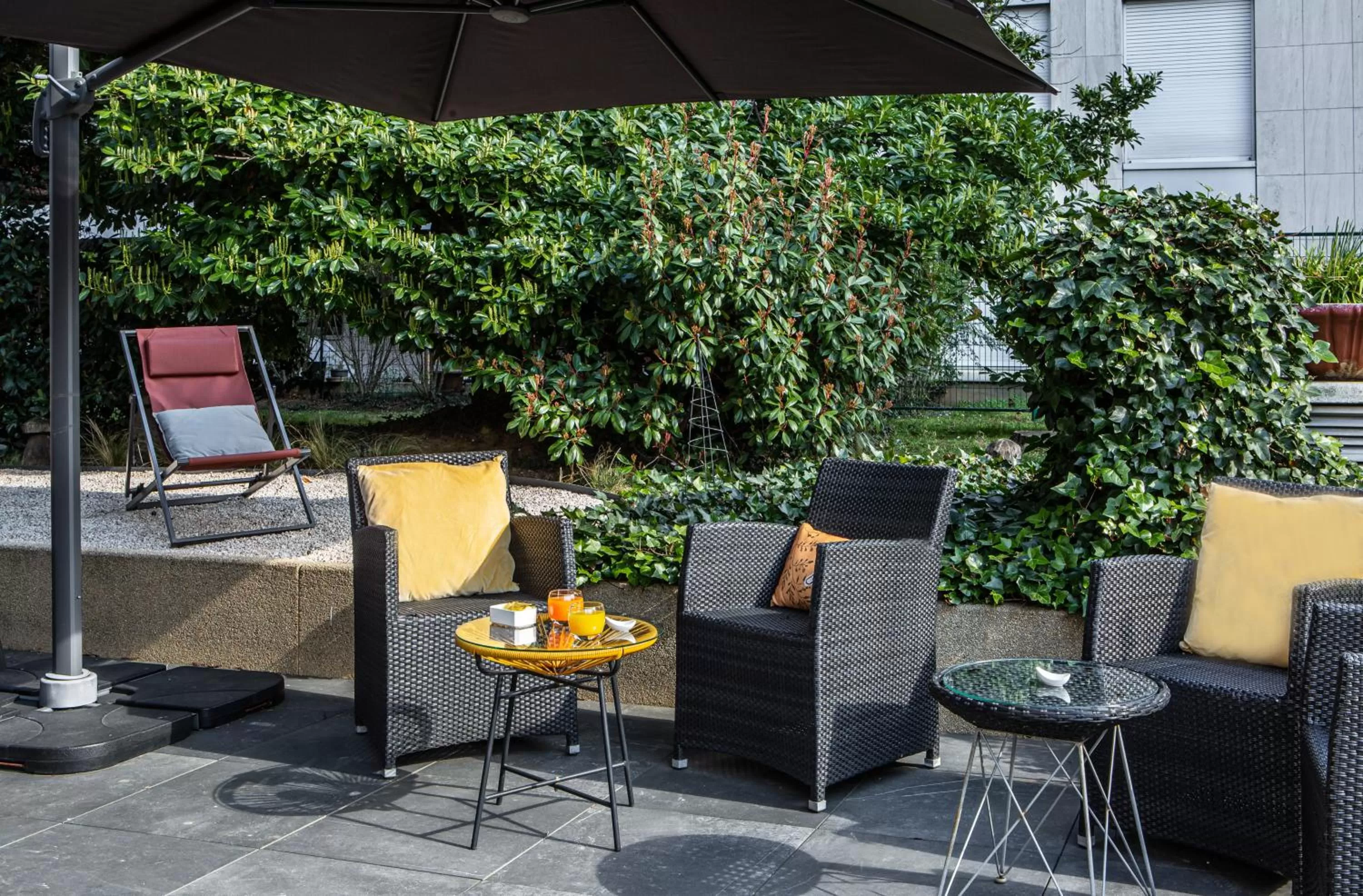 Patio in Hotel Paris Boulogne - Futur Mercure Paris Boulogne Pont de Saint Cloud - Janvier 2026