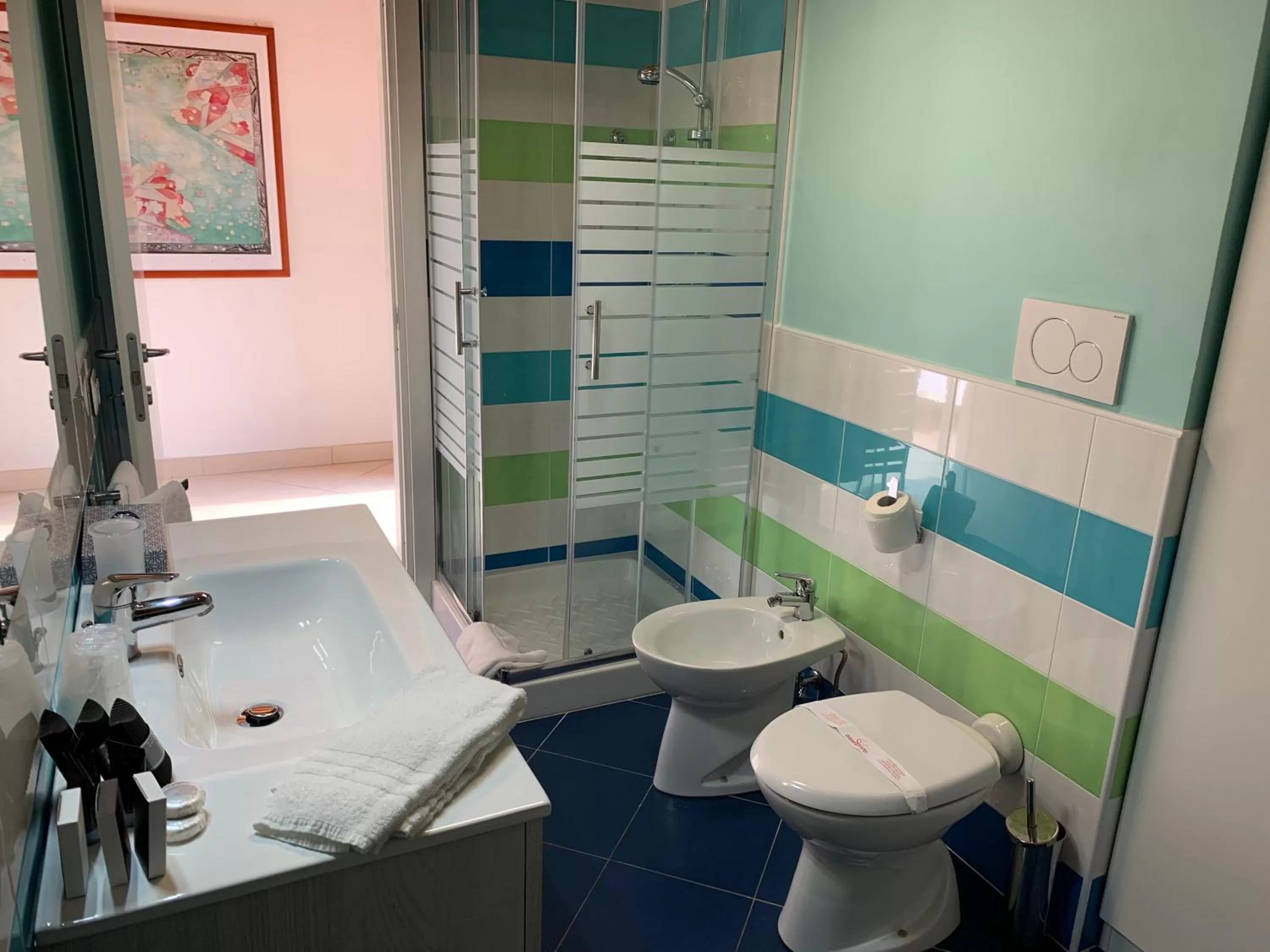 Shower in Hotel Soleluna